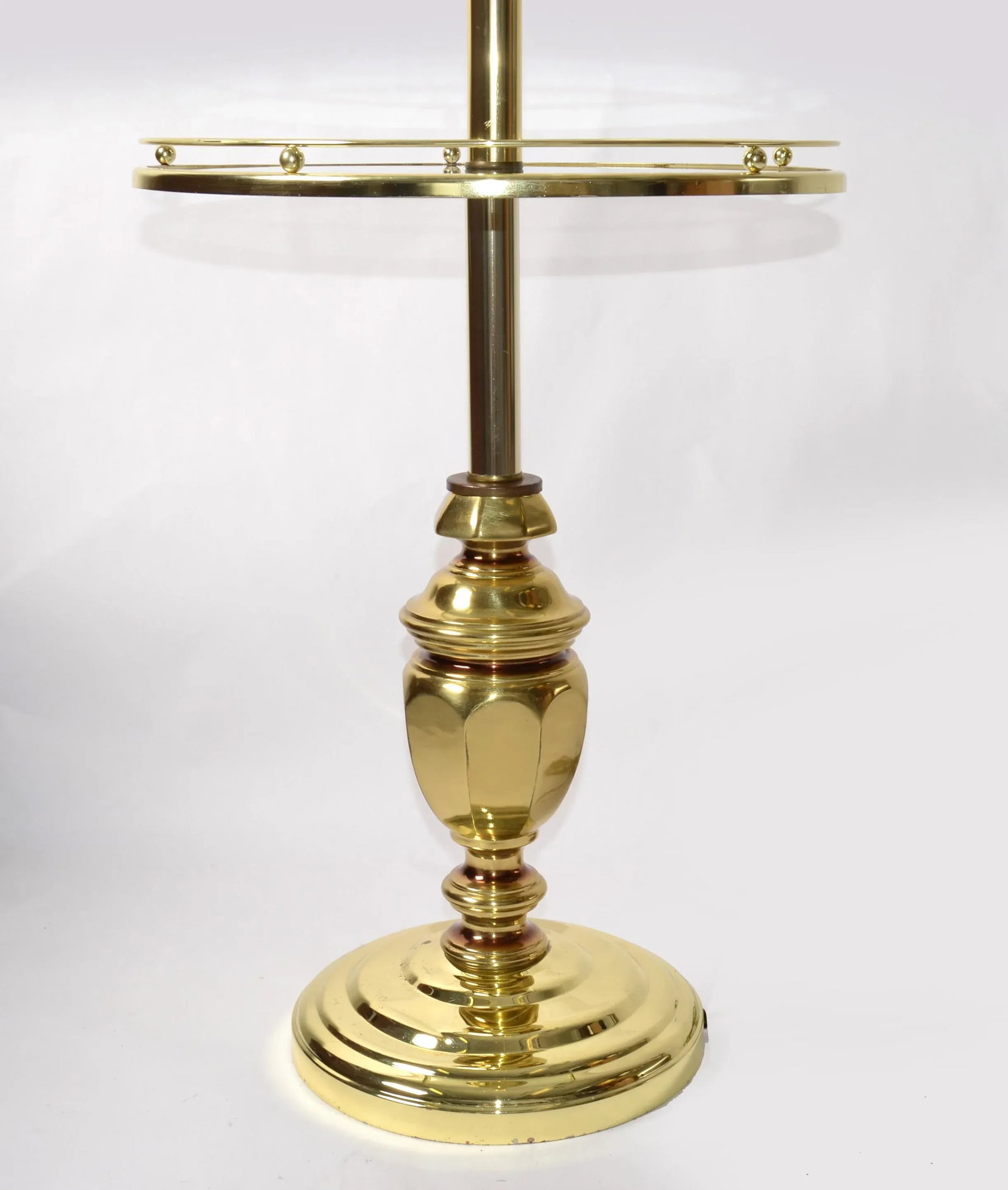 1980s Neoclassical Brass Metal Laurel Lamp Company Style Round Glass Side Table Floor Lamp - 5