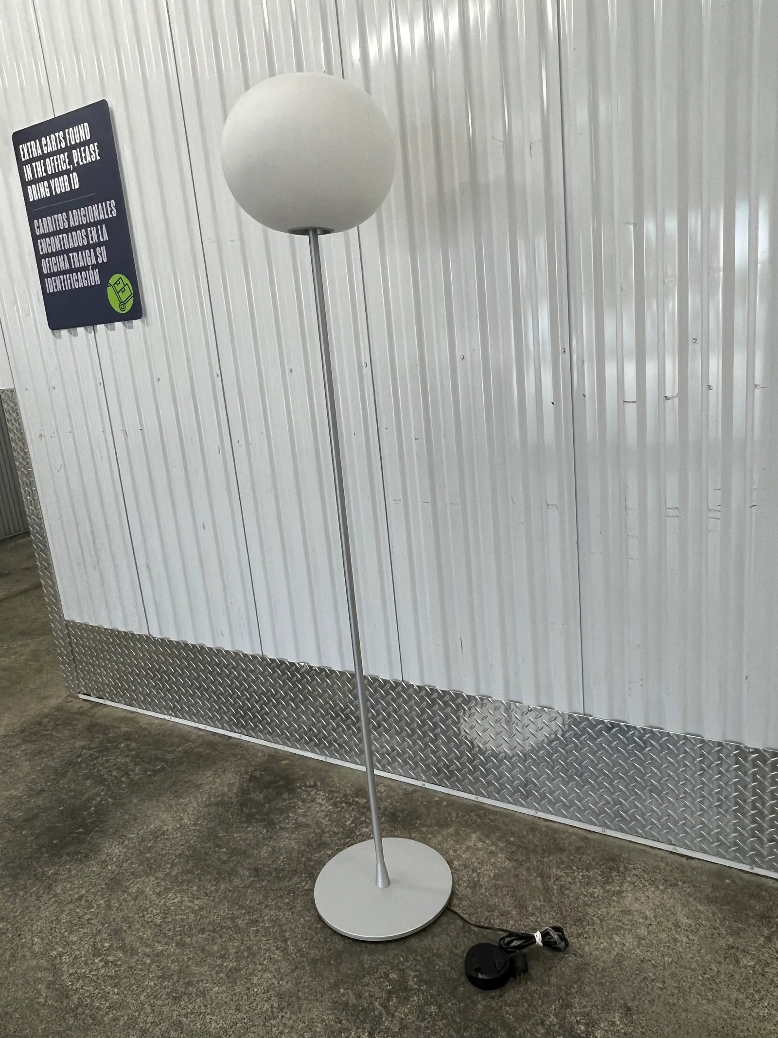 1990s Flos Glow Ball Floor Lamp by Jasper Morrison - 3