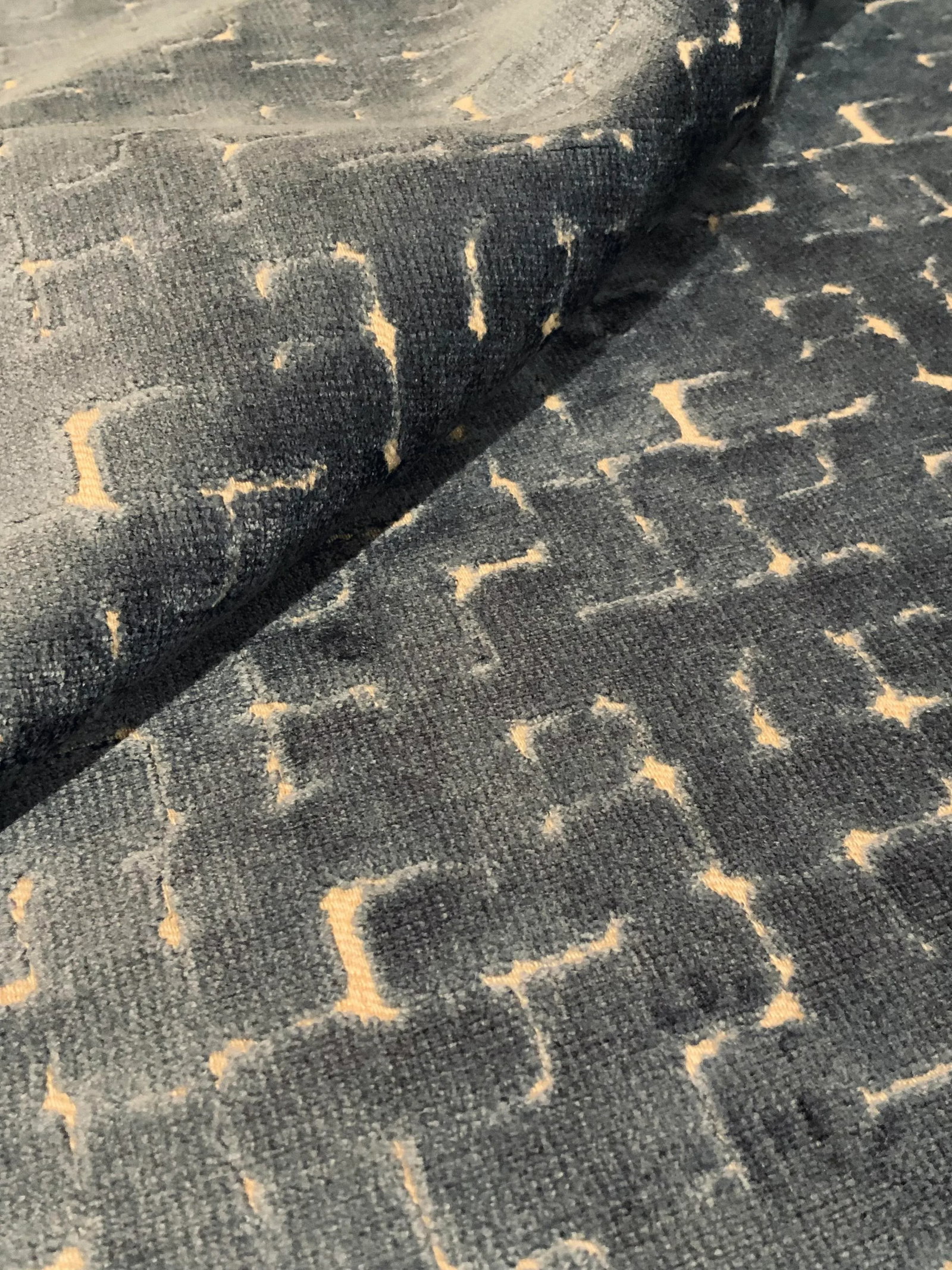 Romo: Villa Nova - V3360/11 Riom Ink Abstract Modern Cur Velvet Designer Fabric - 4.5 Yards - 3