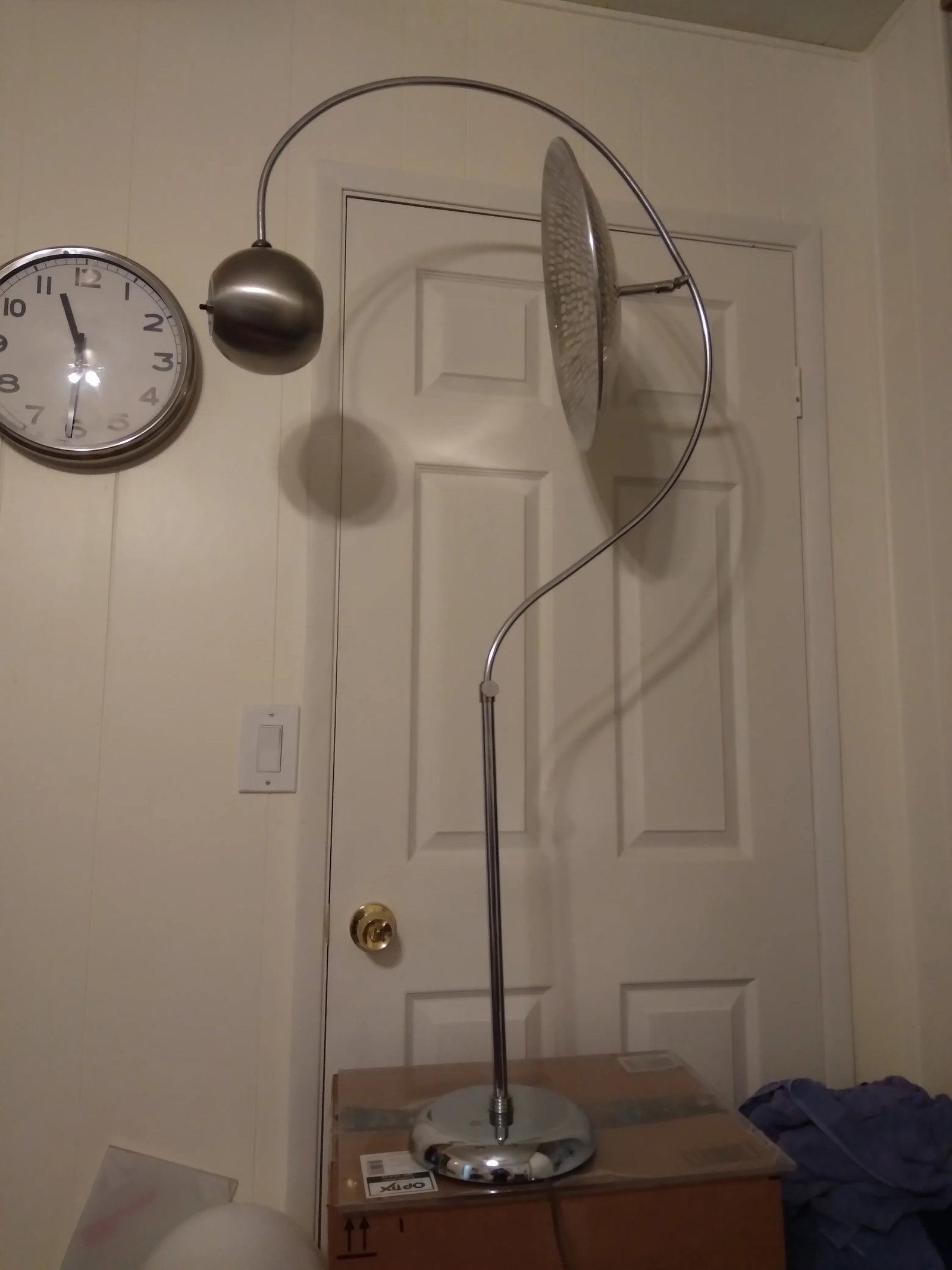 1980s Mid-Century Modern Reflector Floor Lamp - 9