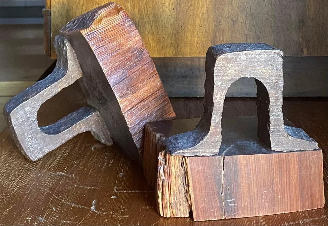 1970s Brutalist Forged Steel Bookends, a Pair (After Don Shoemaker) - 3