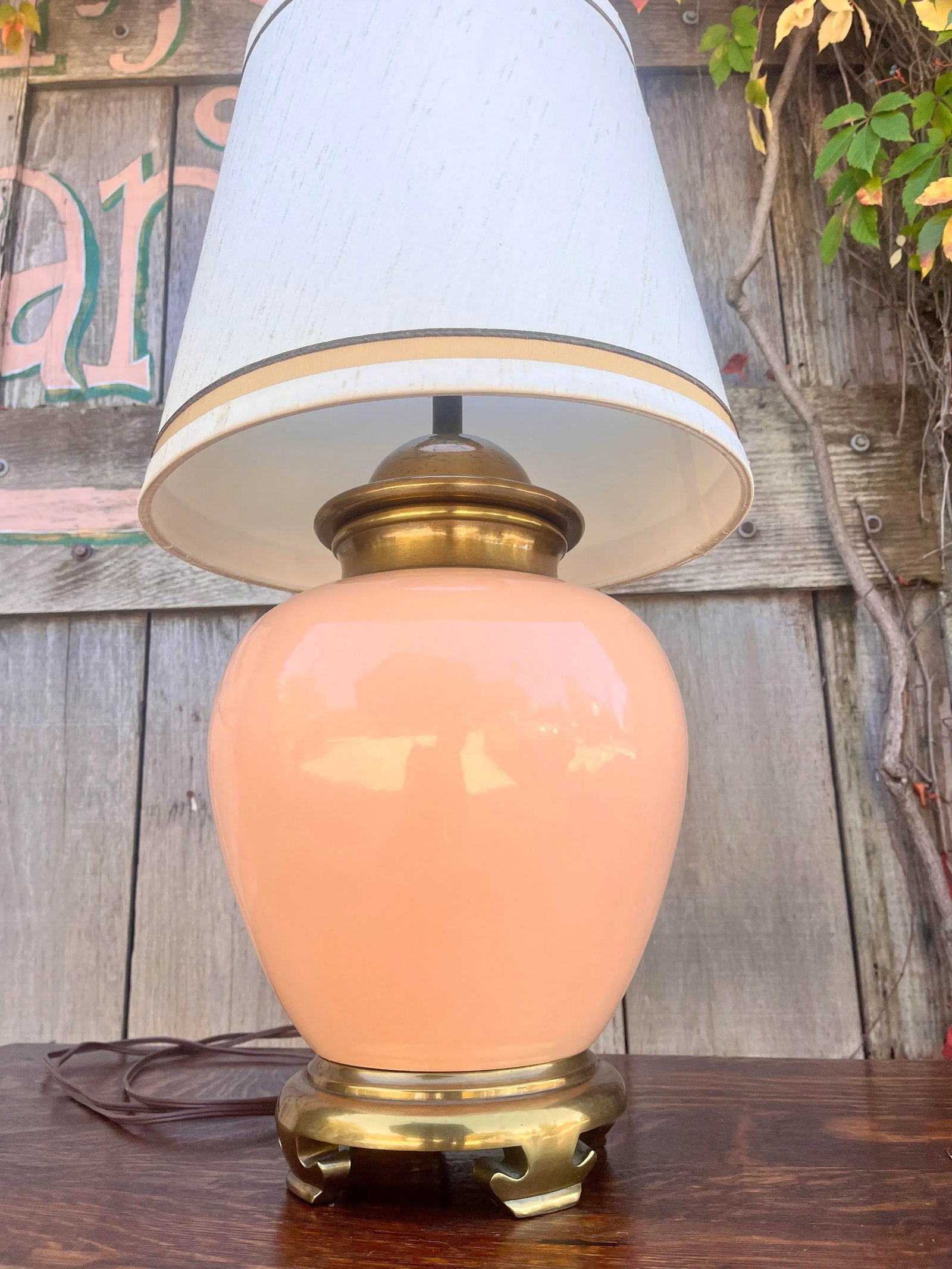 Vintage 1980's Chapman Ceramic and Brass Table Lamp - 3