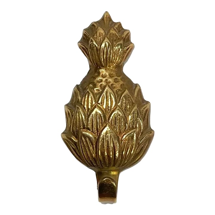 Vintage Brass Pineapple Wall Hook: Vintage brass detailed pineapple motif wall hook. Nice patina. Condition: Alterations: Original Condition Unaltered Imperfections: Some Imperfections Condition Notes: Lovely patina. Origin: India