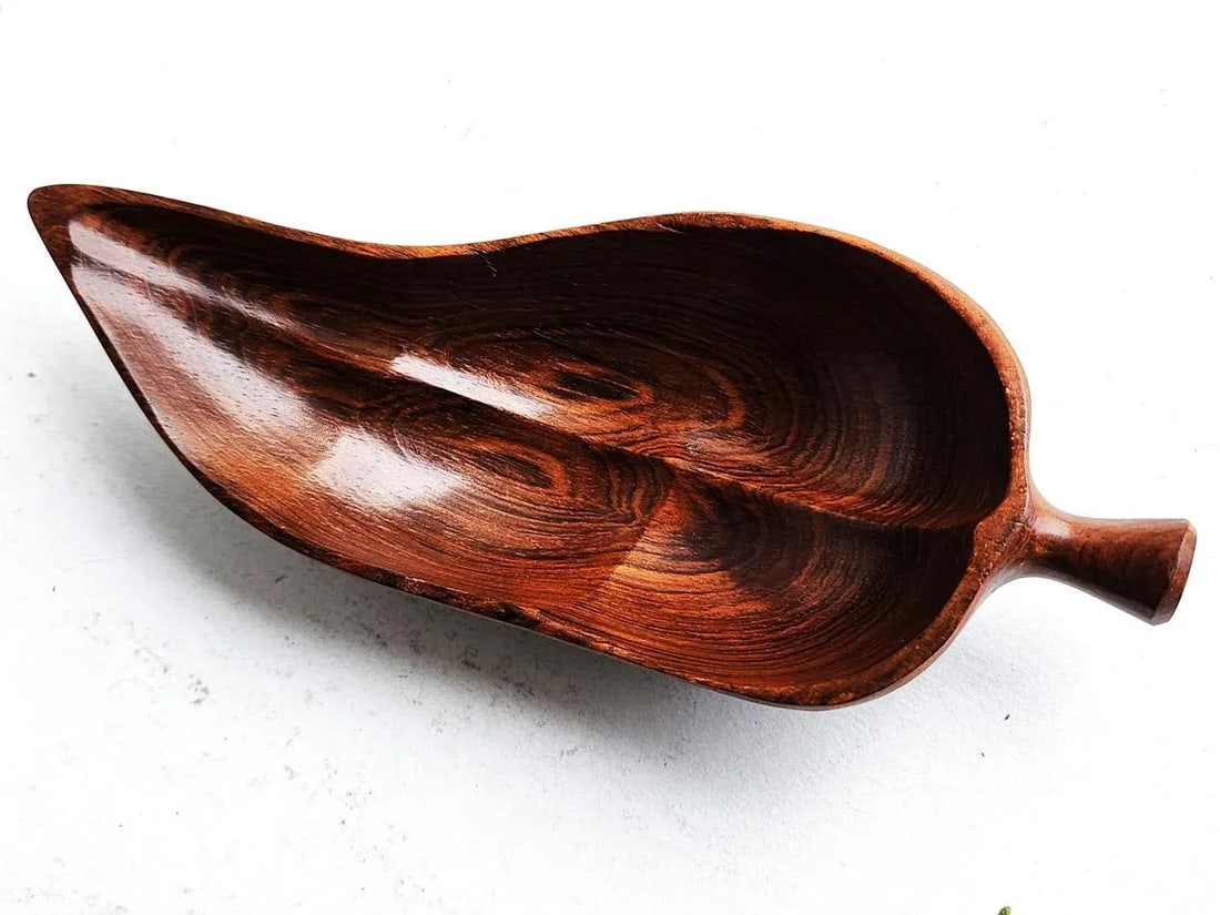 1960s Brazilian Embuia Wood Pepper Shaped Snack Bowl in the Style of Jean Gillon - 5