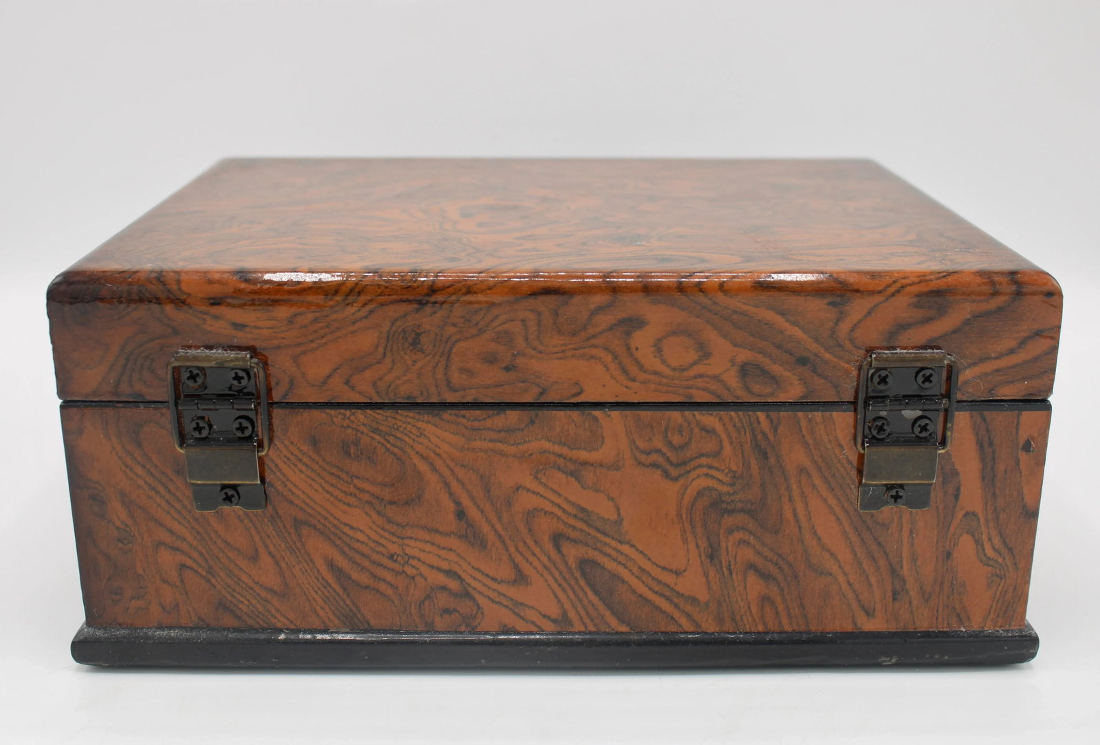 Vintage Mid Century Modern Burl Wood Box - 7