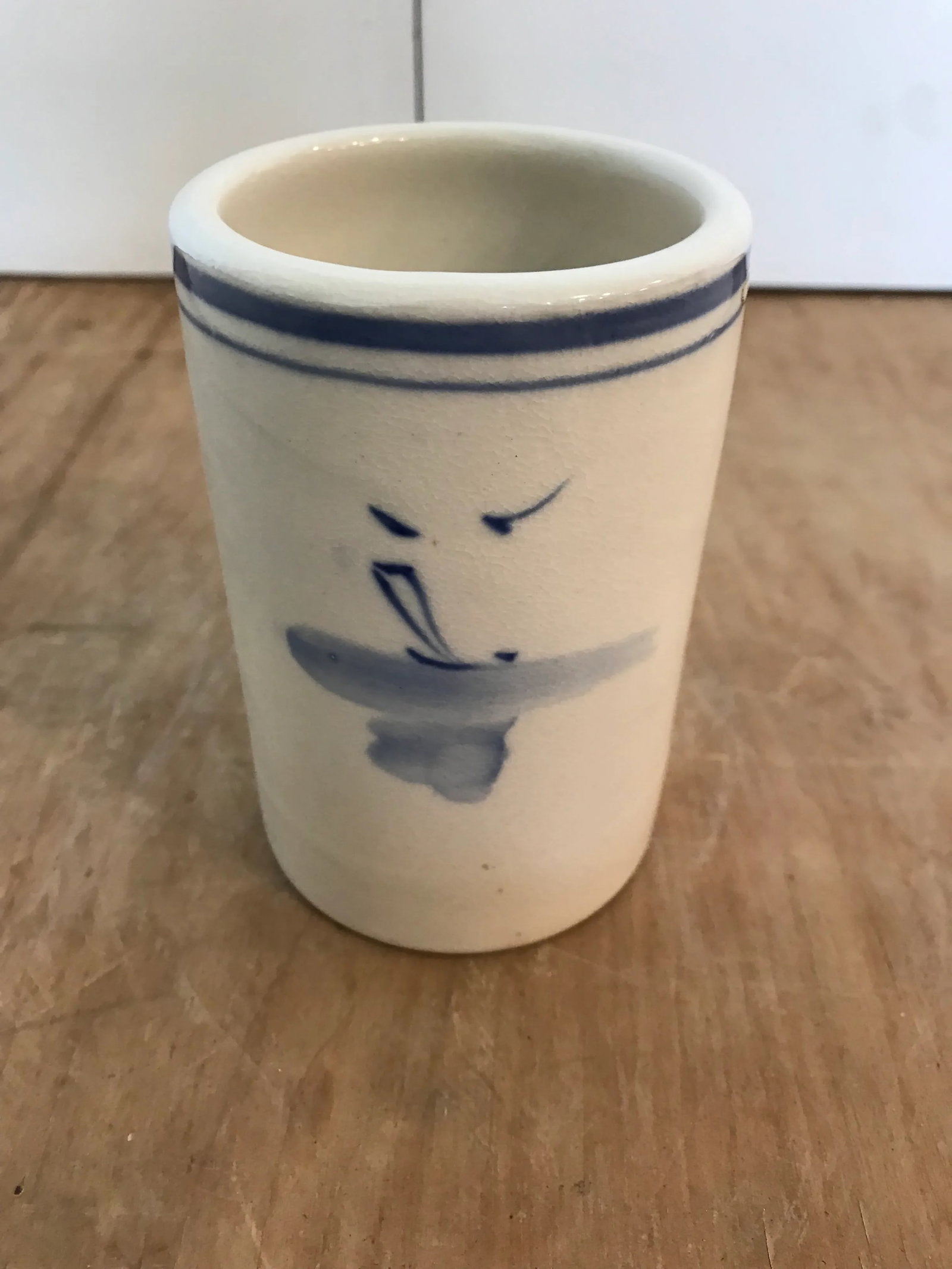 1930s Hand Painted Chinese Brush Pot Cylinder Vase Blue and White - 2