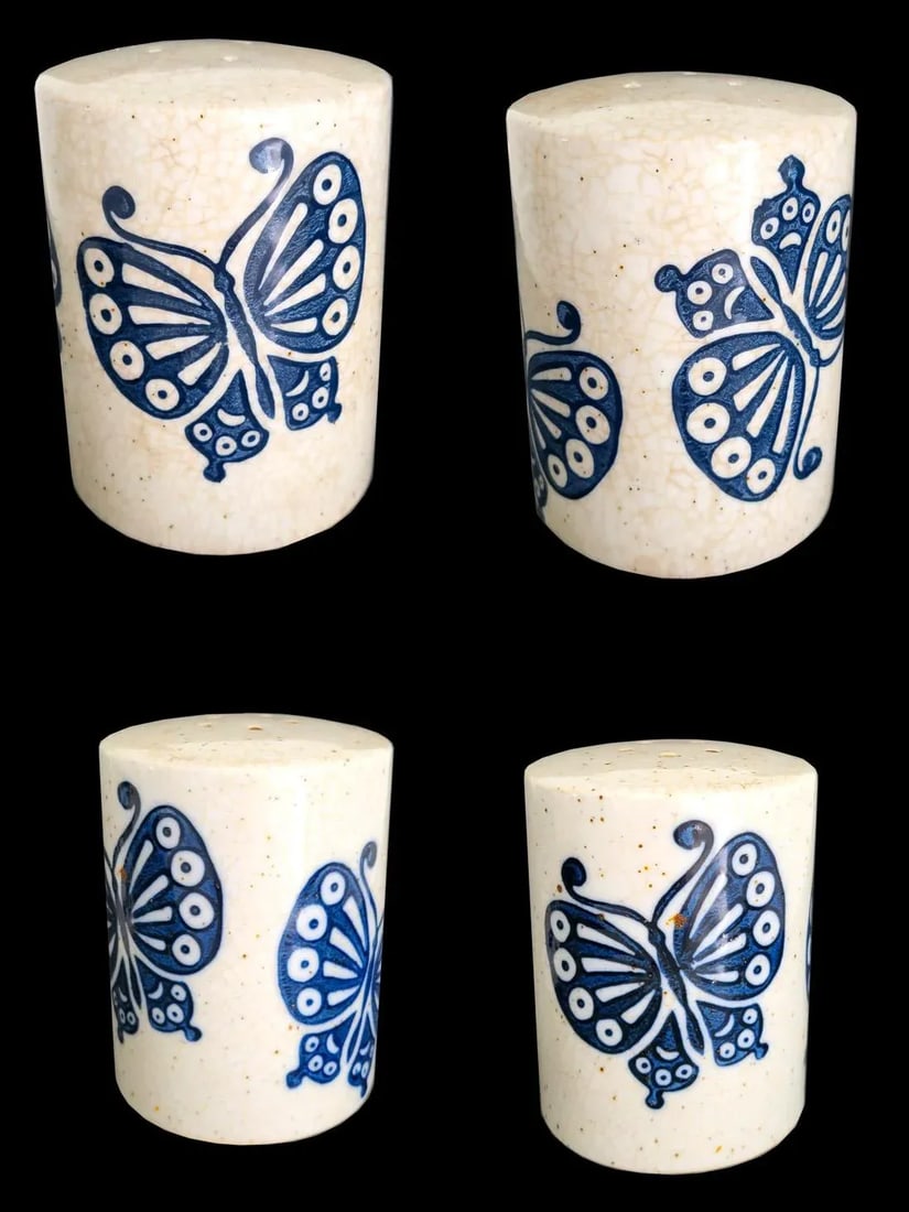 1970s Otagiri Speckle Ceramic Salt and Pepper Shakers With Butterfly Motif, Set of 2 - 7