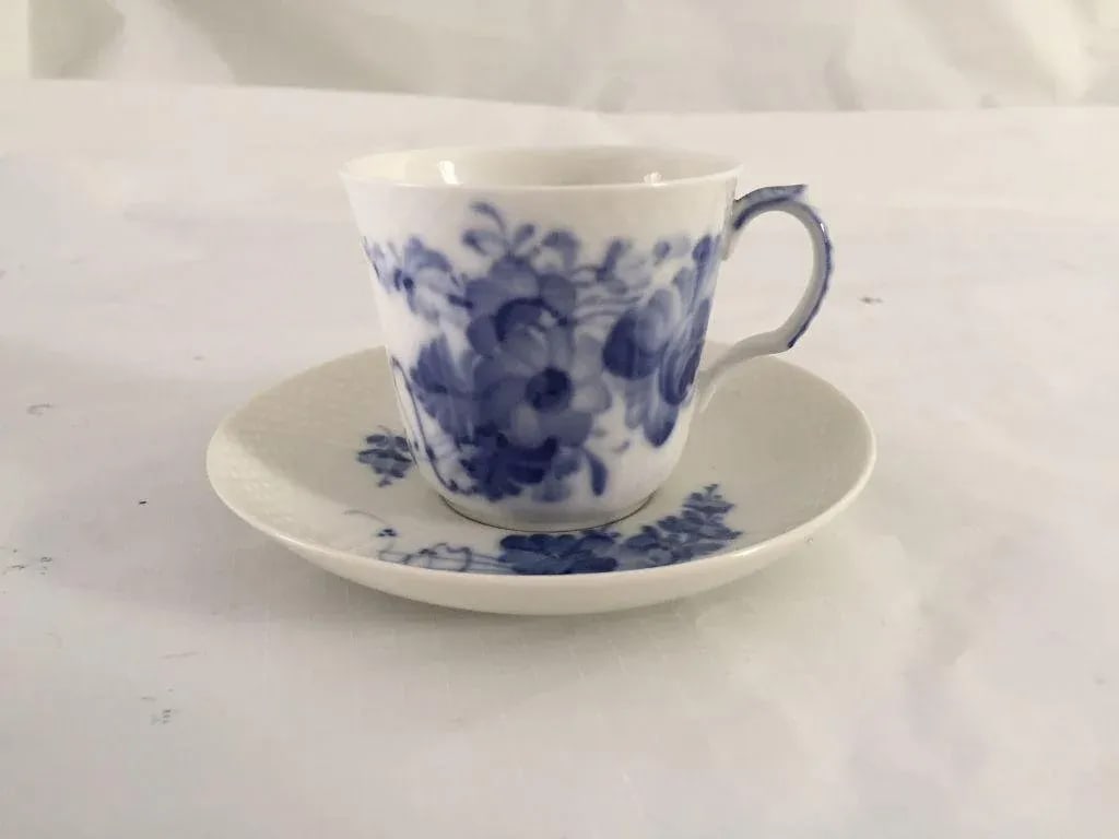 Vintage Royal Copenhagen Demitasse Cup & Saucer - A Pair - 8
