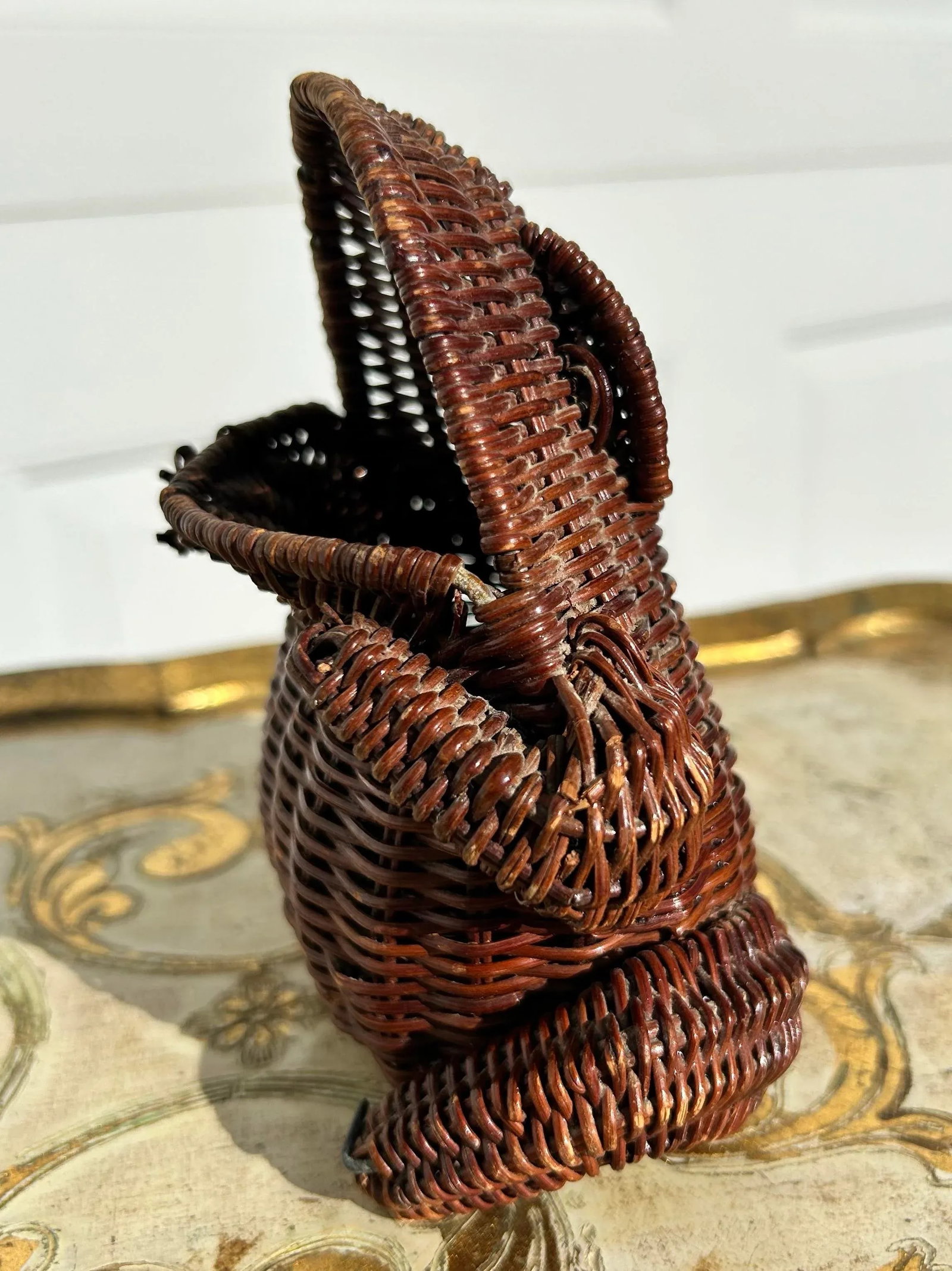 Mid 20th Century Small Wicker Frog Basket - 2