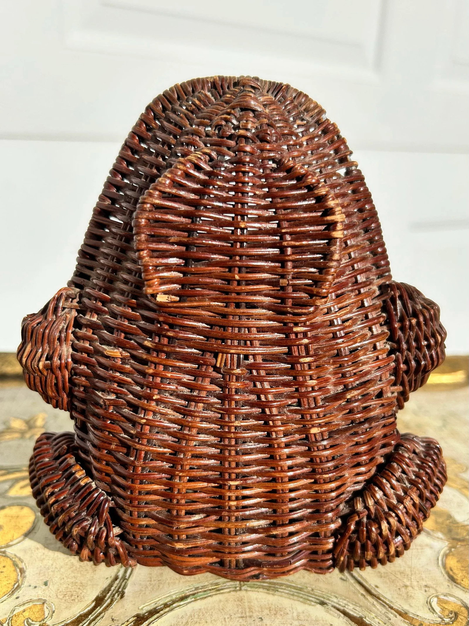 Mid 20th Century Small Wicker Frog Basket - 4