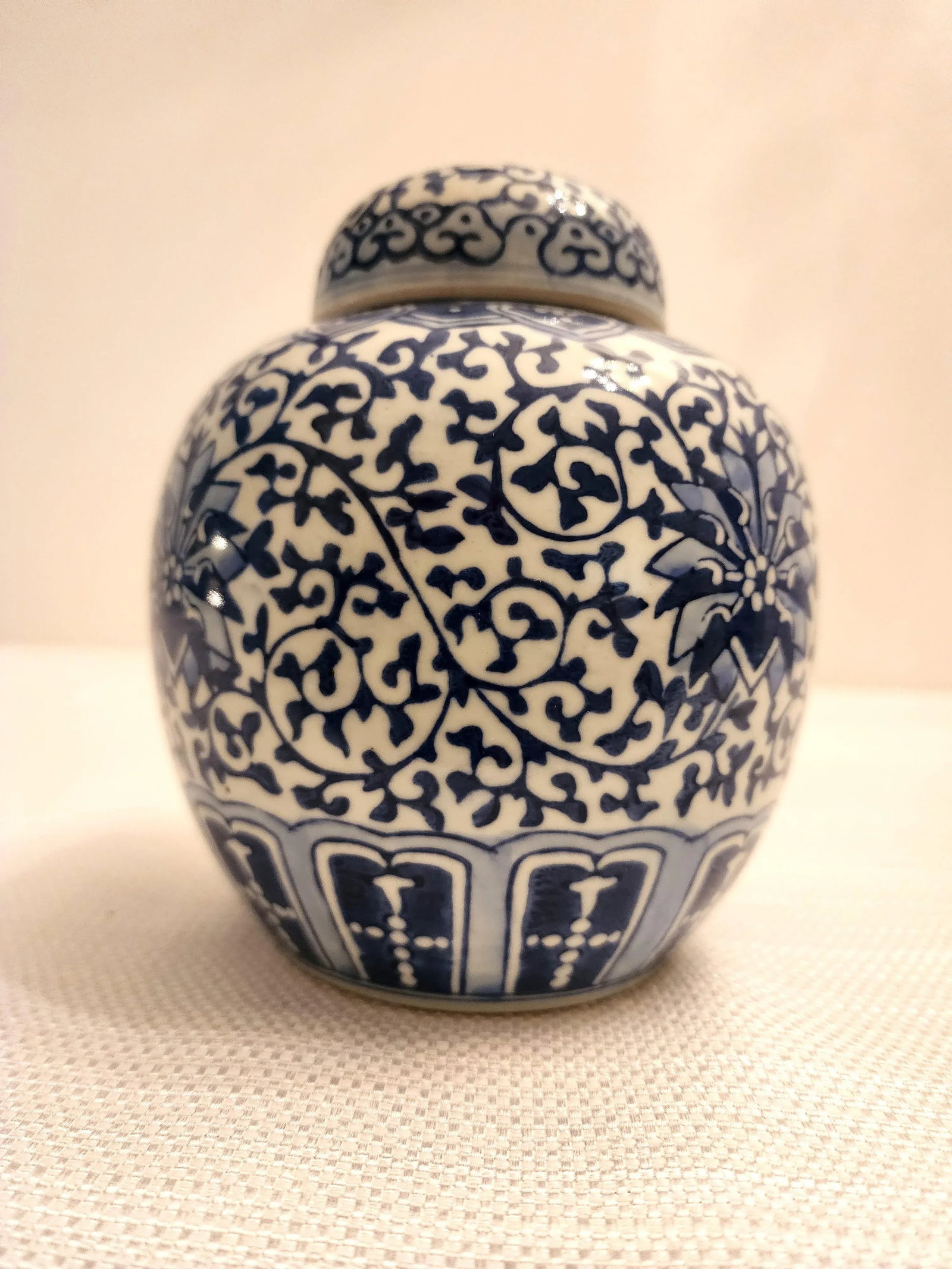 1980s Small Blue & White Ginger Jar With Floral and Vine Motif - 3