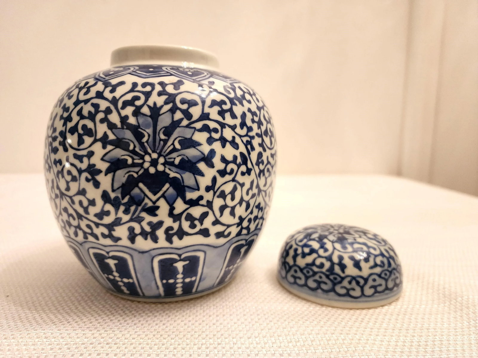 1980s Small Blue & White Ginger Jar With Floral and Vine Motif - 4