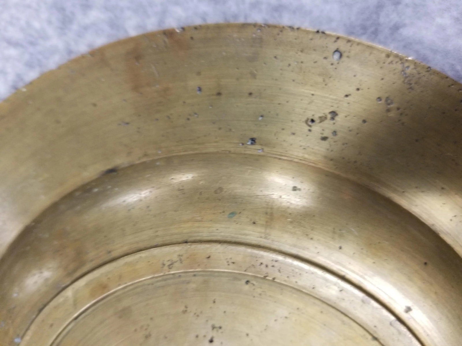 Mid 20th Century Brass Plate With Cherub Motif - 8