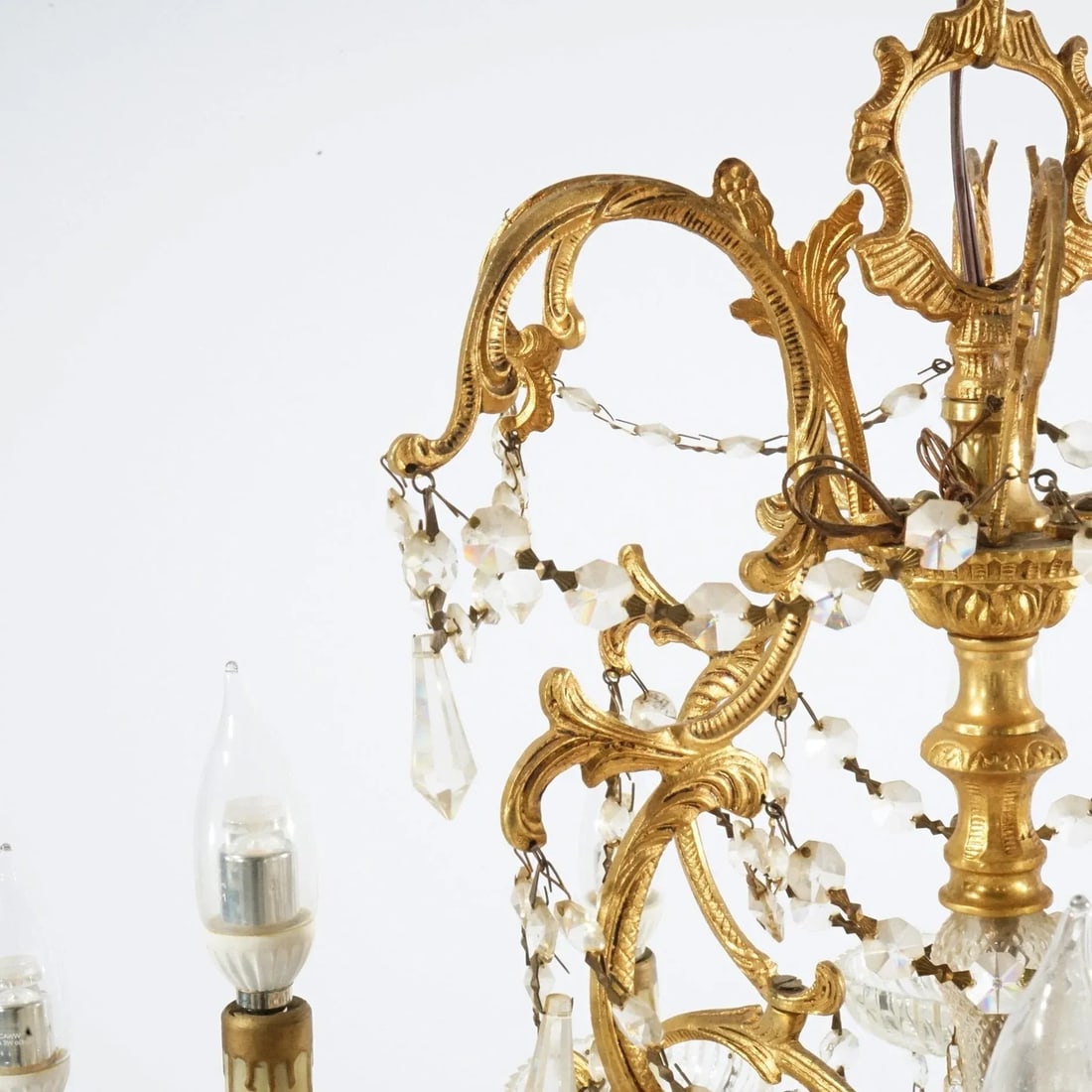 French Style Gilt & Crystal Twelve-Light Tiered Chandelier, 1930 - 3
