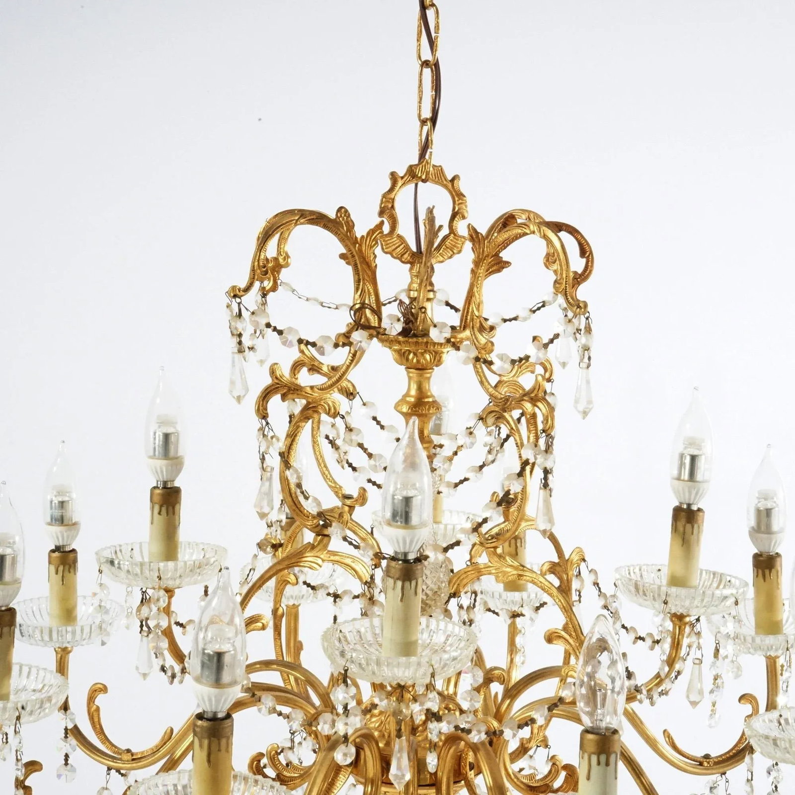 French Style Gilt & Crystal Twelve-Light Tiered Chandelier, 1930 - 6