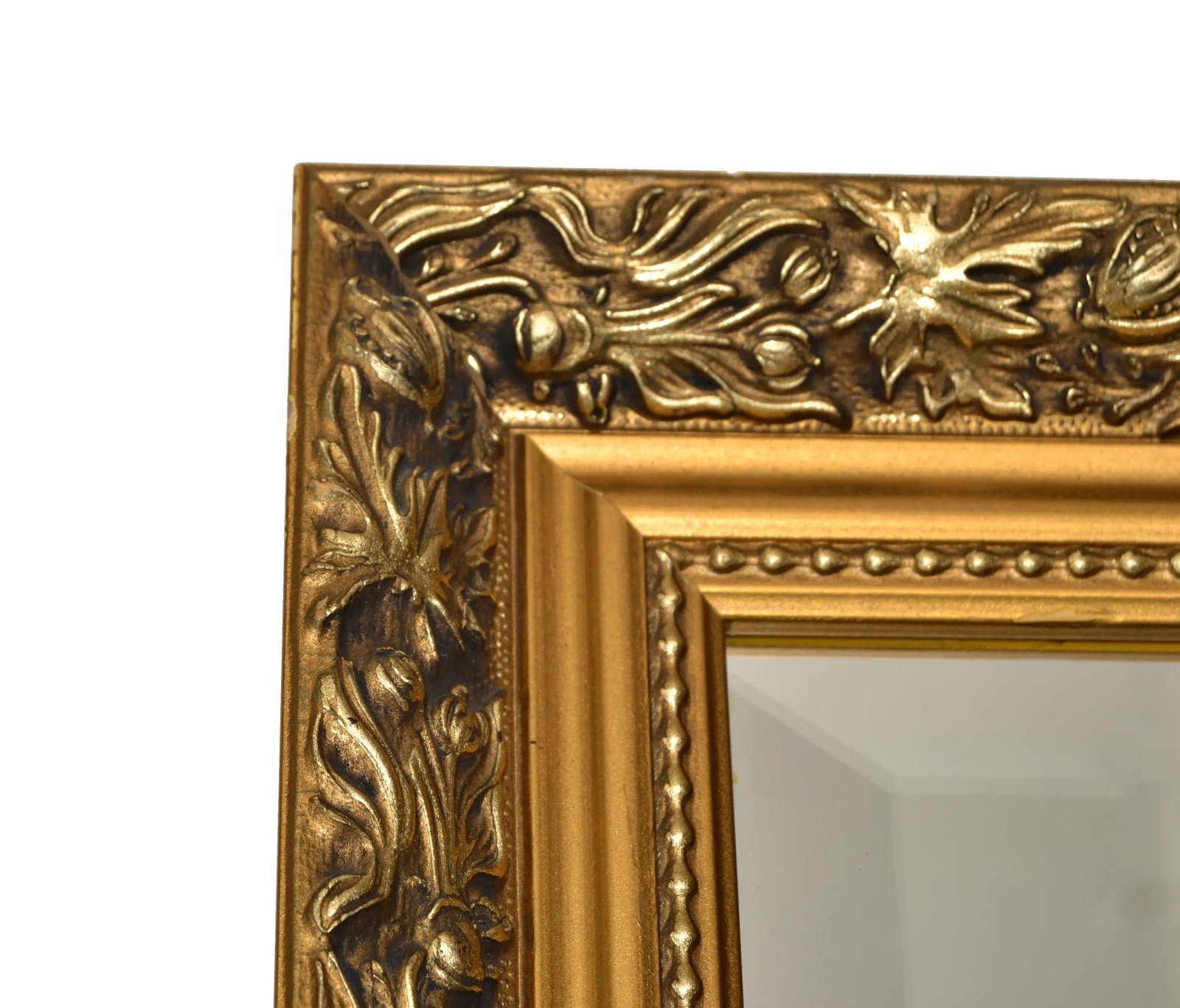 1980s British Neoclassical Giltwood Beveled Wall Mirror Small Dahlia Hand Carved Frame - 5