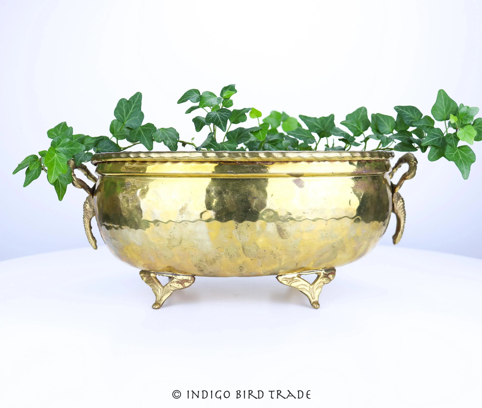 Large Vintage Hammered Brass Planter With Elephant Handles - 3