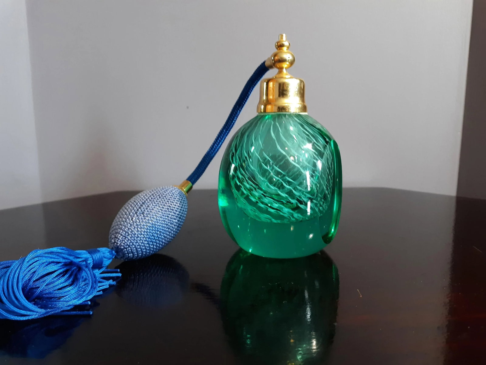 1990s Art Glass Imports Green & Blue Golden Accent Perfume Optimizer - 3