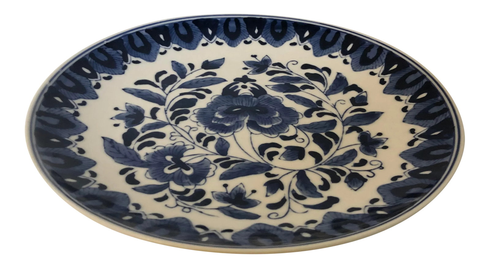 Asian Style Blue & White Floral Design 10.25"d Platen: Asian style blue and white 10.25"D floral plate in excellent condition. Condition: Alterations: Original Condition Unaltered Imperfections: Some Imperfections Condition Notes: Excellent Materials &