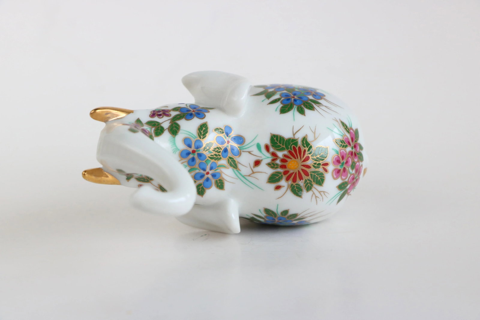 Floral Porcelain Elephant Lamp Finial - 7