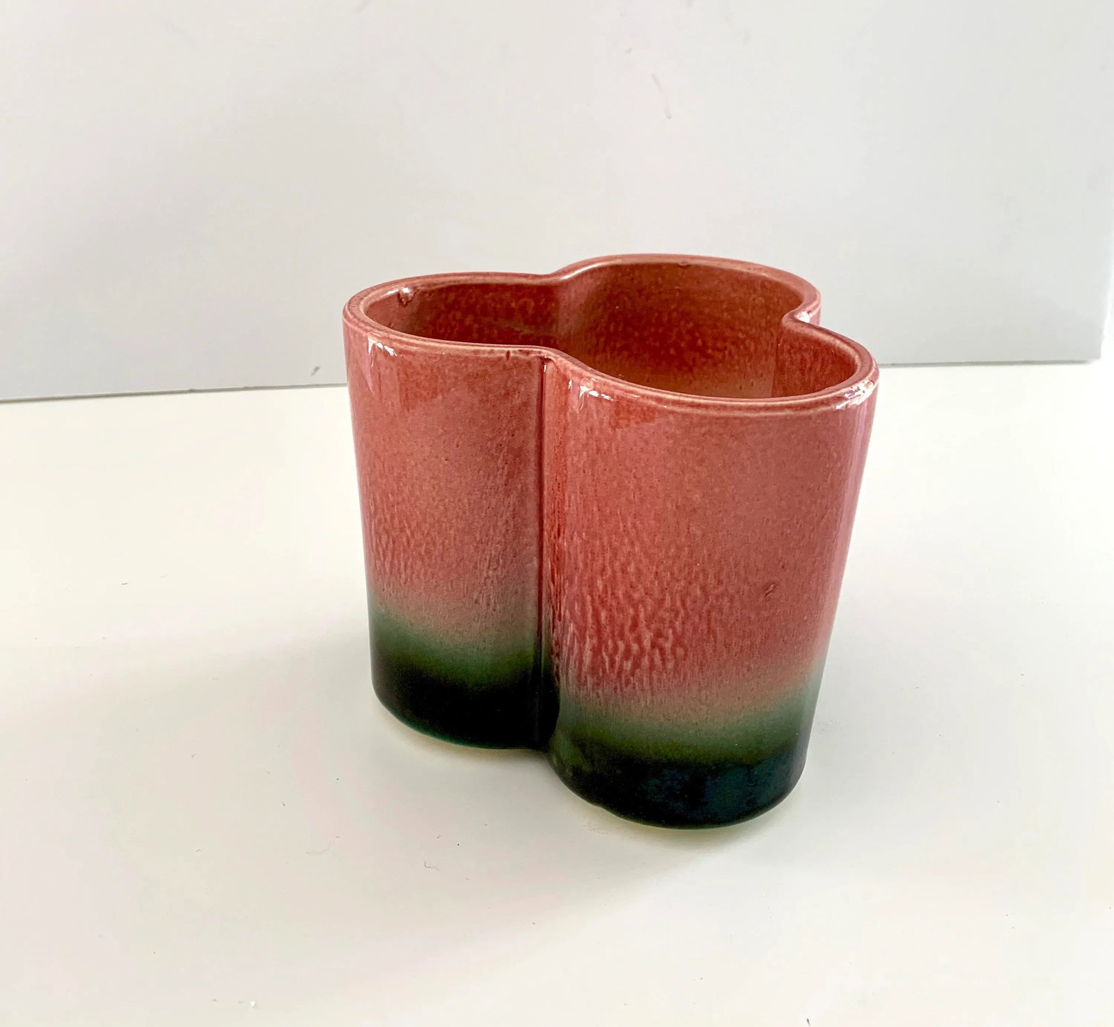 Pink and Green Planter Pot 1950s Hull Pottery Cachepot Ombre - 3