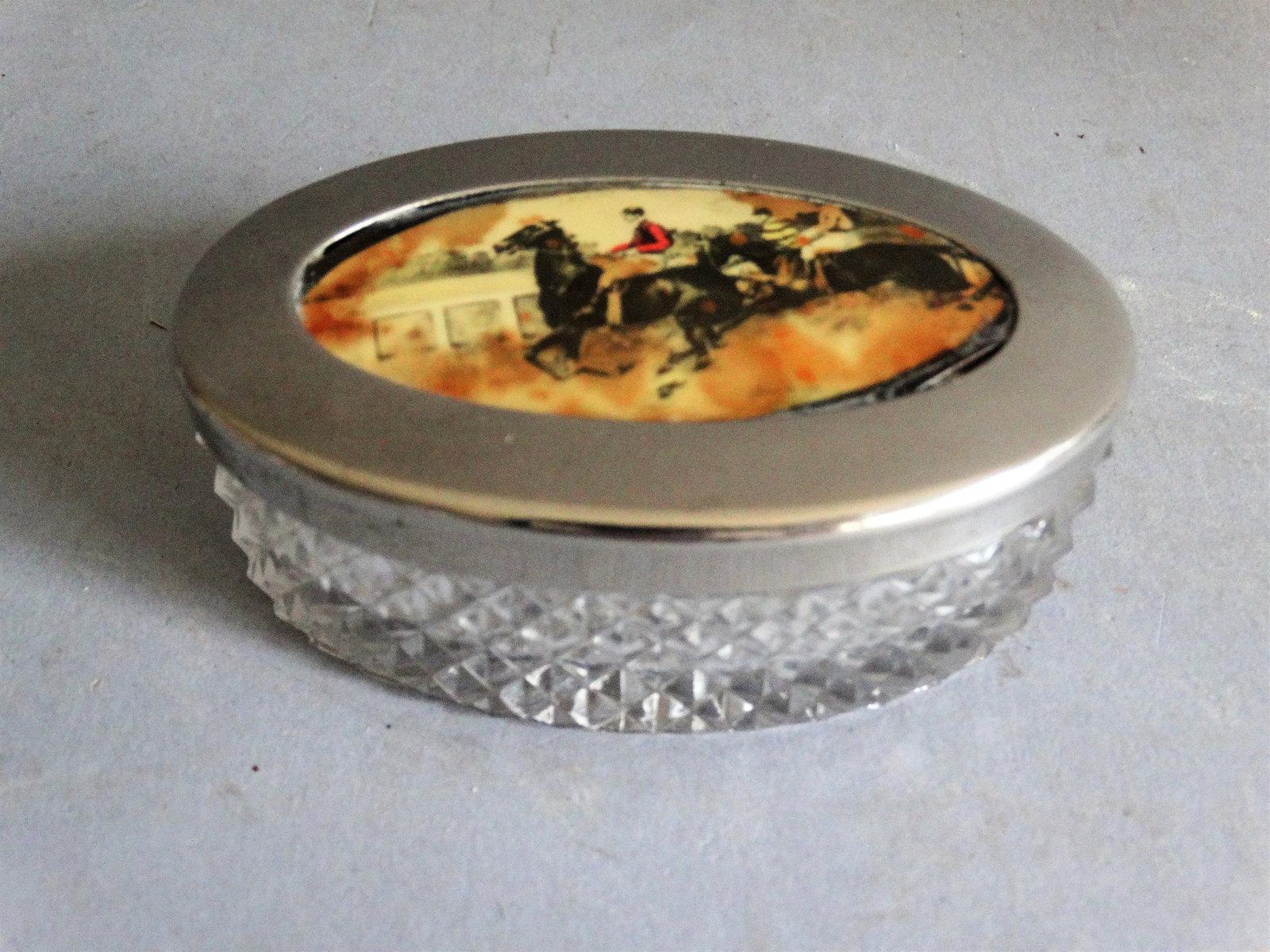 Vintage English Equestrian Trinket Box - 6