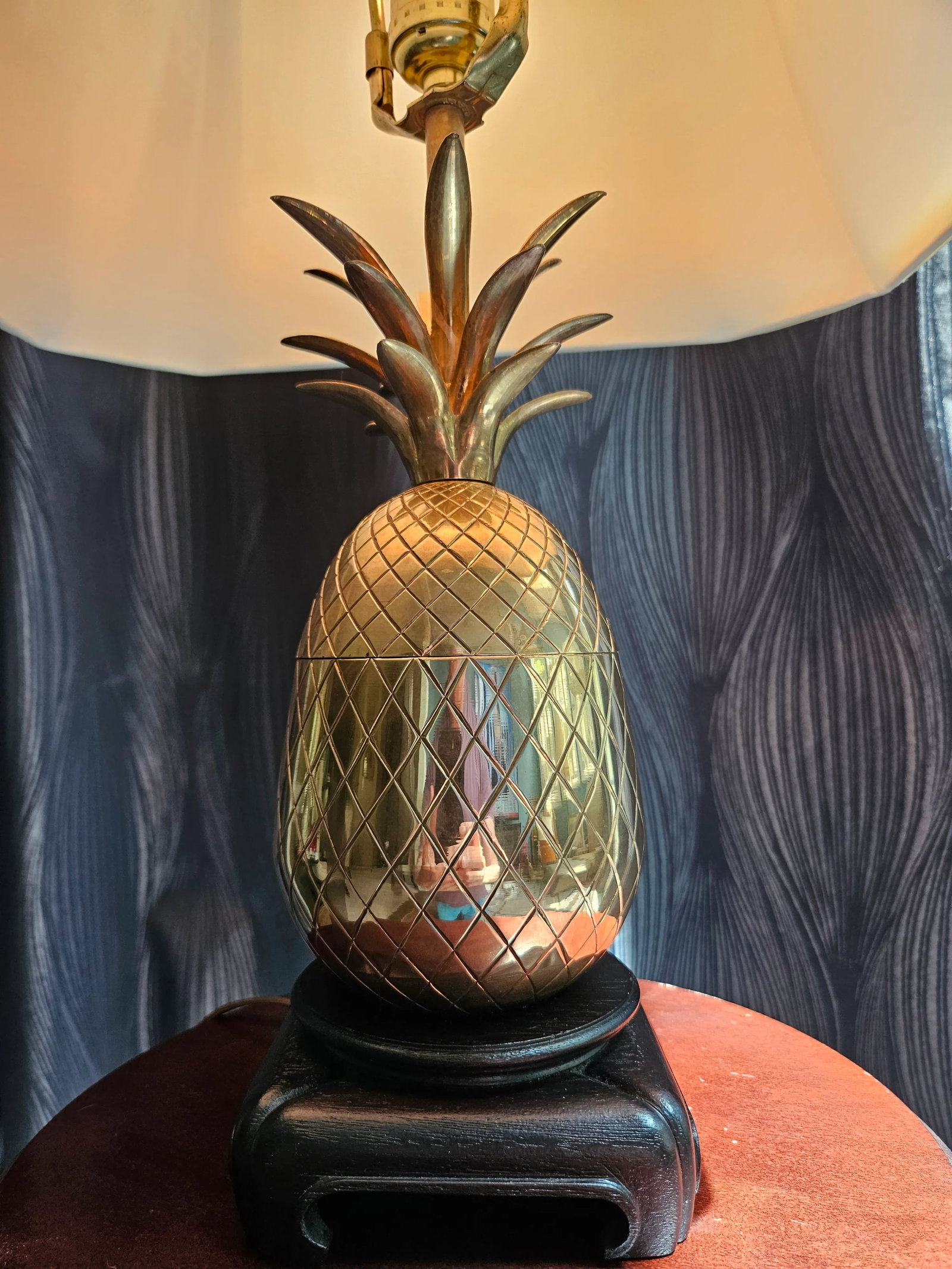 Brass Pineapple Lamp - 4