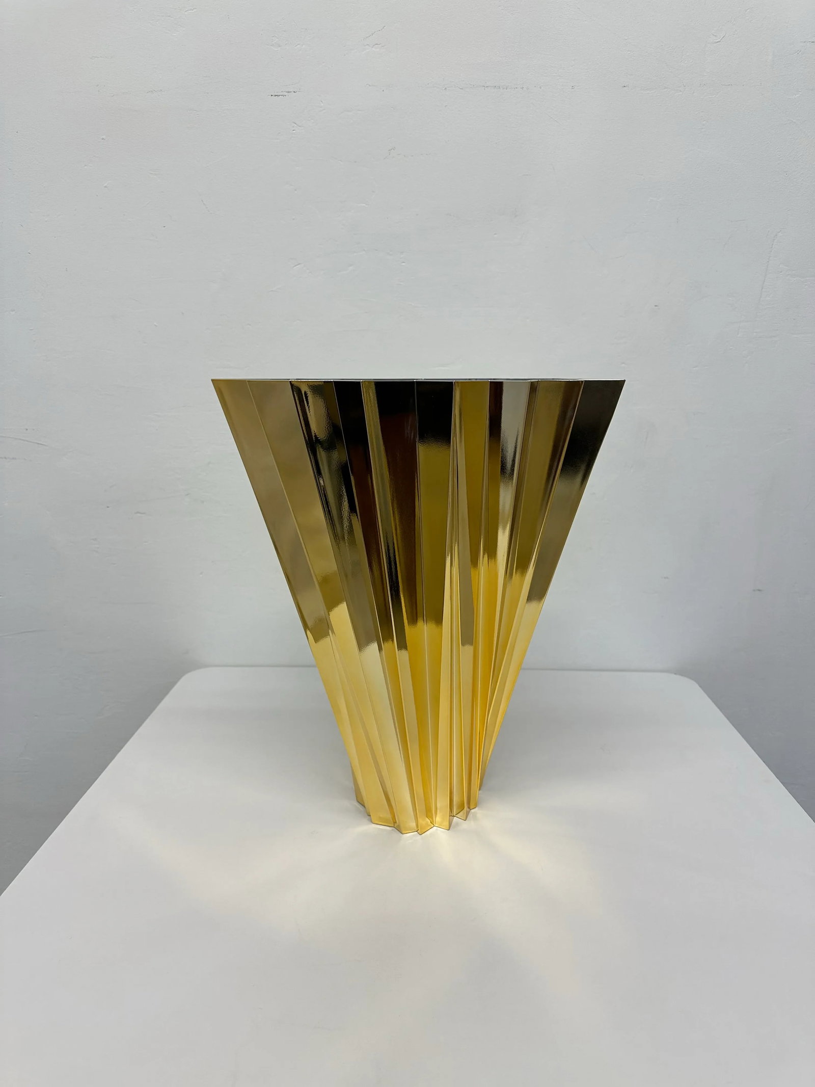 Mario Bellini Shanghai Gold Vase for Kartell - 3