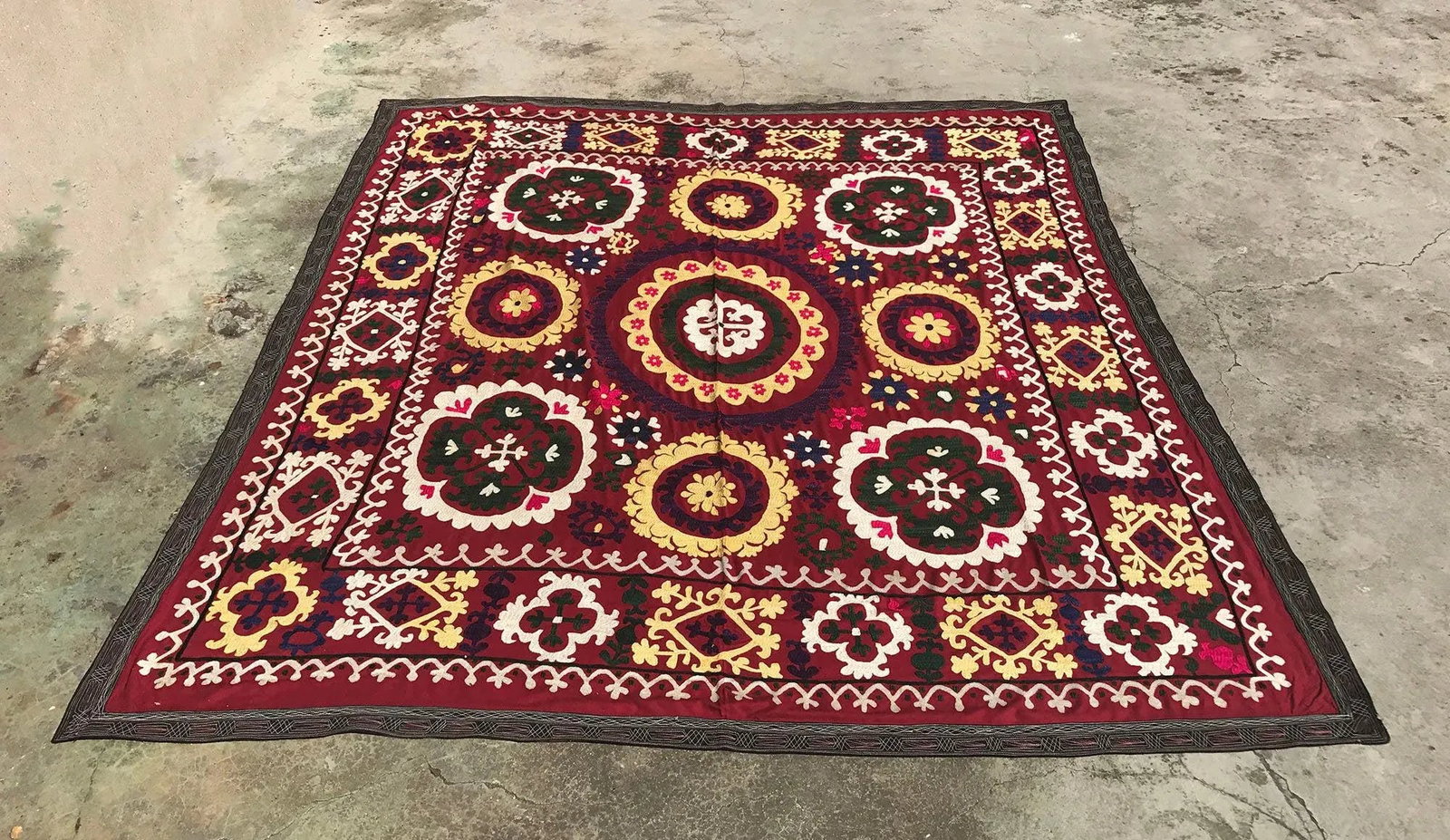 Vintage Handmade Turkish Suzani Fabric Bedding - 5