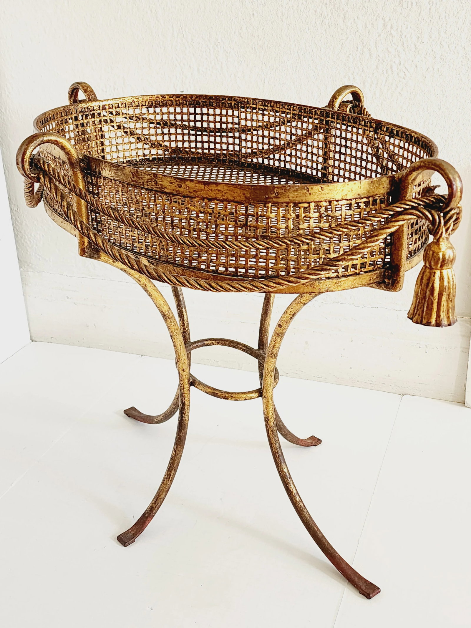Vintage Hollywood Regency Style Gilt Iron Plant Stand - 4