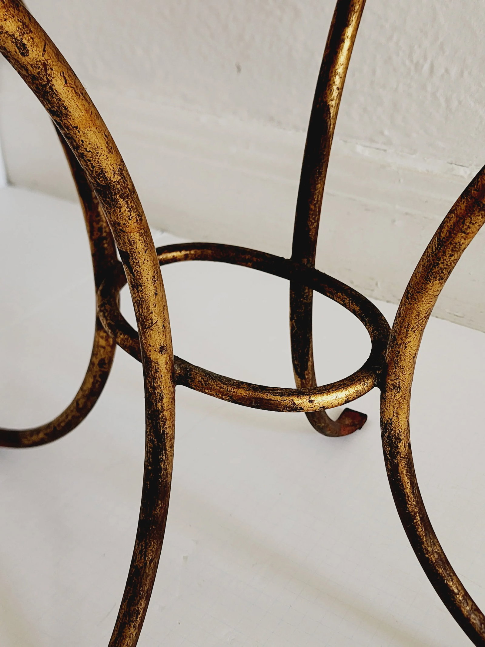 Vintage Hollywood Regency Style Gilt Iron Plant Stand - 7