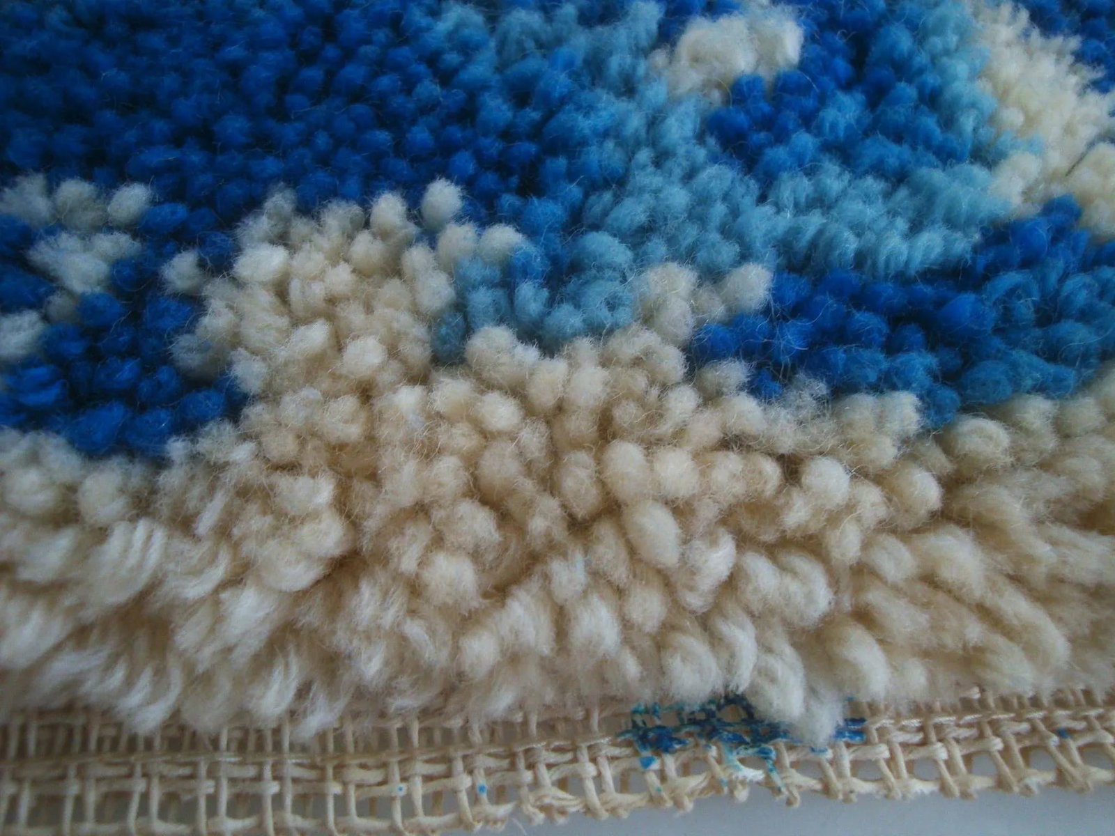 Chinoiserie Blue and White Yarn Textile Wall Art or Pillow - 2
