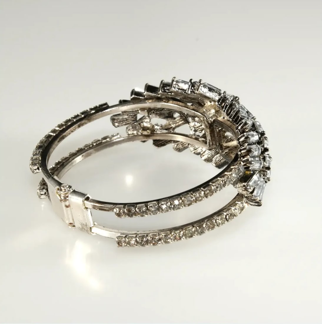 Vintage Lorren Bell Hinged Clamper Bangle Bracelet Clear Baguette Rhinestones - 3