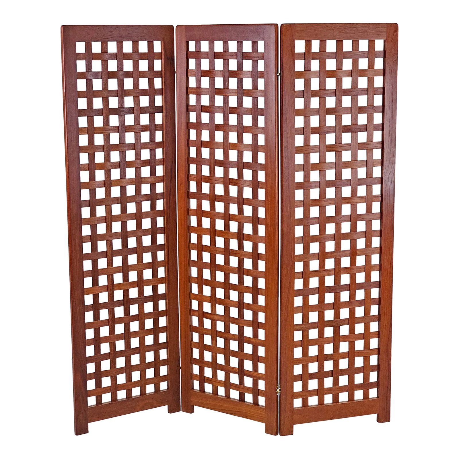 1960s Danish Modern Teak 3 Panel Lattice Folding Screen: 3 Panel Solid Teak Folding Screen With Basket Weave Accent Panels. Can Be Arranged In A Variety Of Positions To Add A Wonderful Accent To Your Home. In Excellent Condition. 54w X 59t Consists of (3)