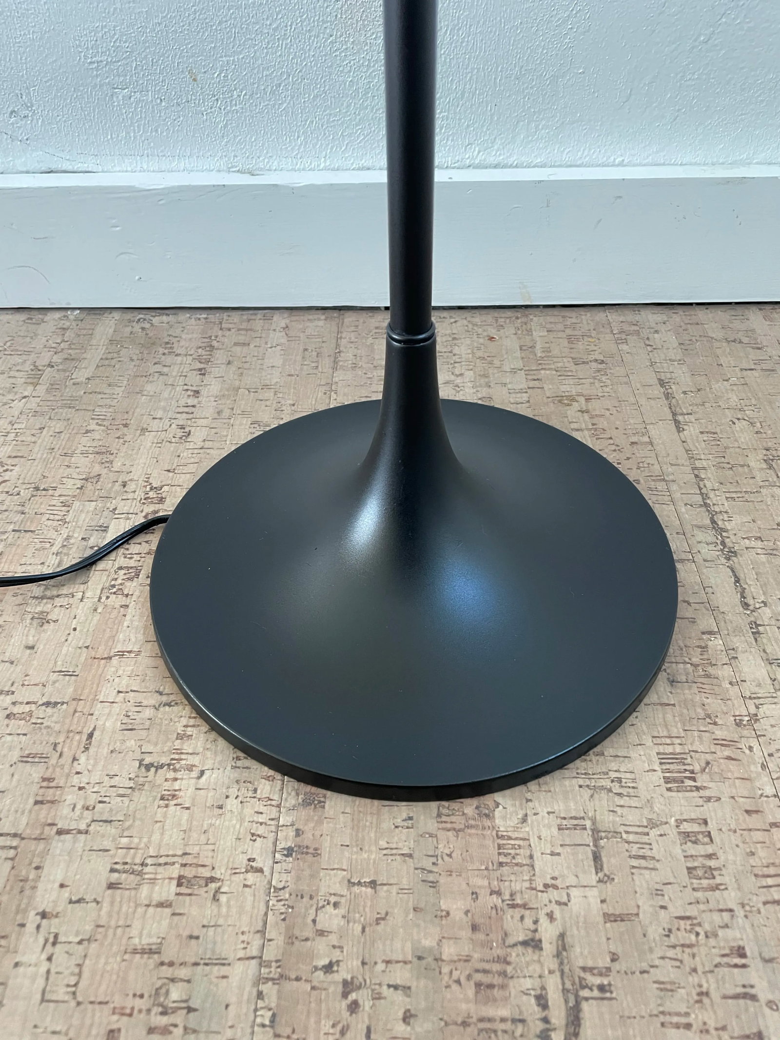 Mid-Century Tulip Floor Lamp - 4