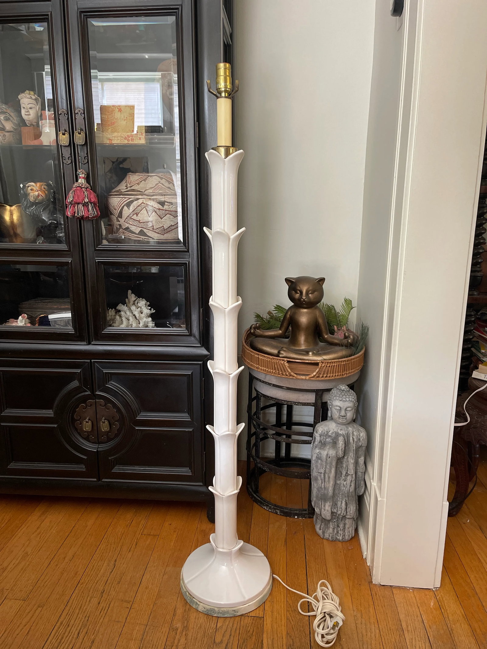 1960s White Glossy Lotus Floor Lamp Attributed to Serge Roche - 2