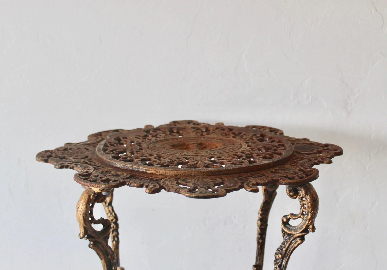 Vintage Victorian Style Ornate Cast Iron Bronze Finish Footed Plant Stand with Patina - 7