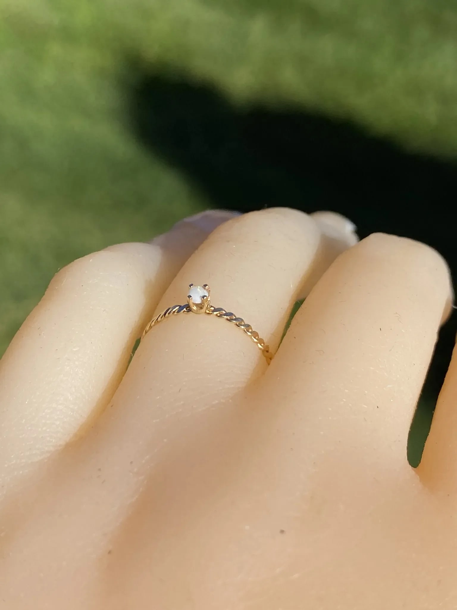 The Danlea Beach: Ladies 14K Yellow Gold Handmade Ring set with Australian Opal - 2