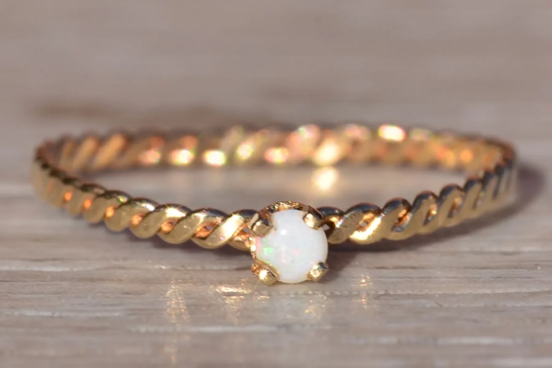 The Danlea Beach: Ladies 14K Yellow Gold Handmade Ring set with Australian Opal - 8