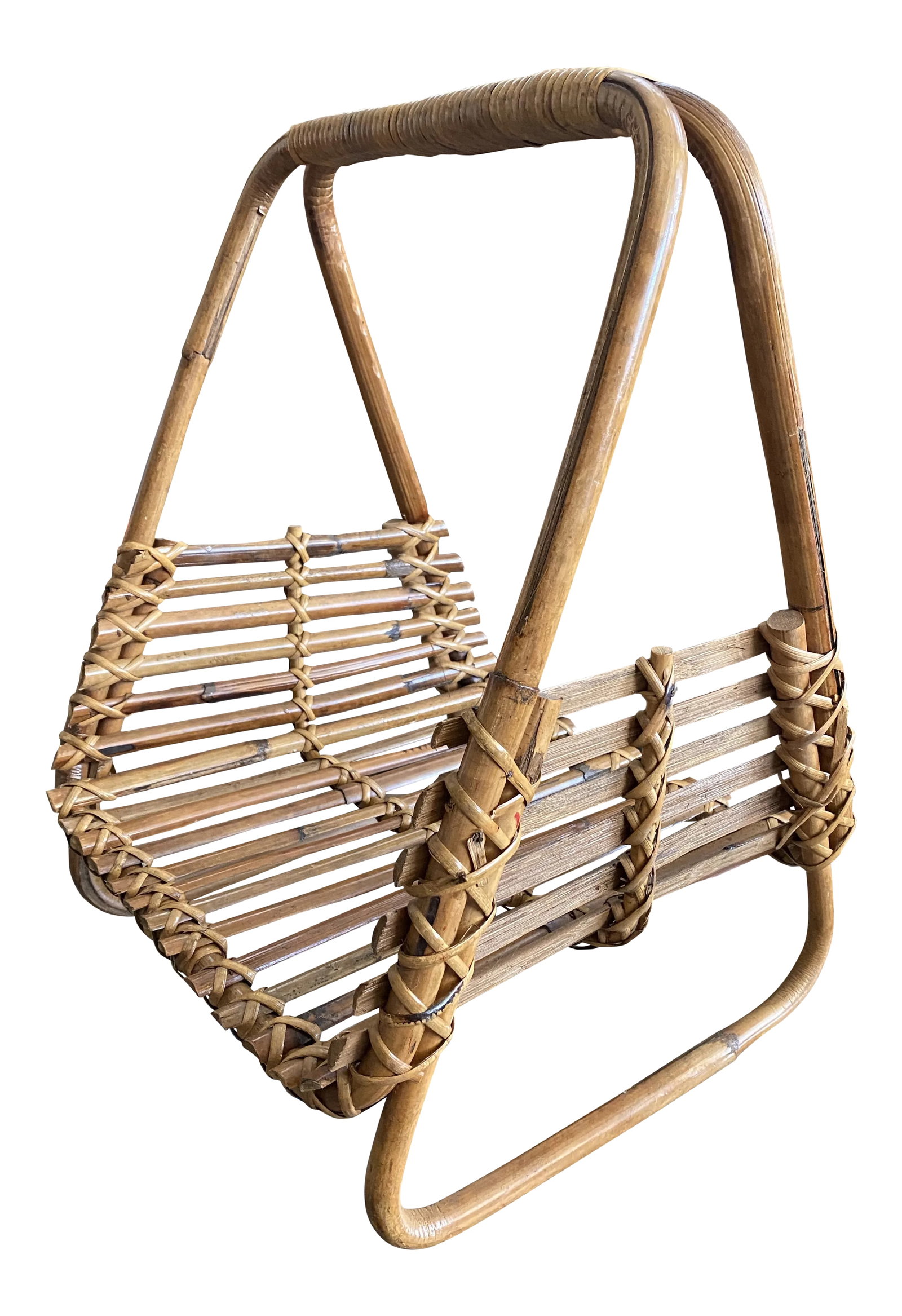 Vintage French Bamboo Magazine Holder: Super stylish French vintage bamboo magazine holder with handle. This piece has a wonderful patina, clean lines, and is in excellent vintage condition. The perfect addition to any space. Condition:
