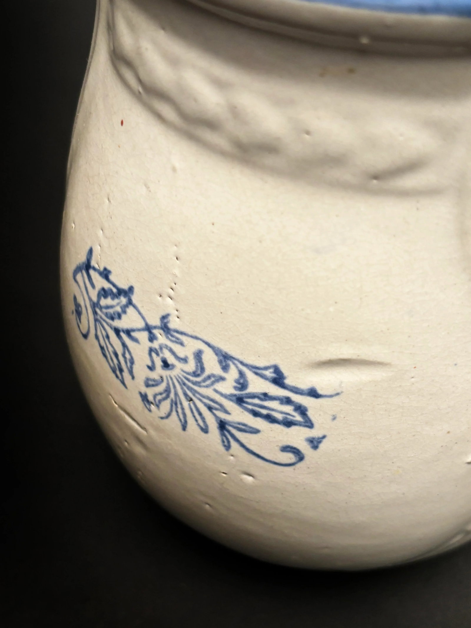 Early 1900s Blue and White Antique Salt Glaze Stoneware Milk Pitcher - 7