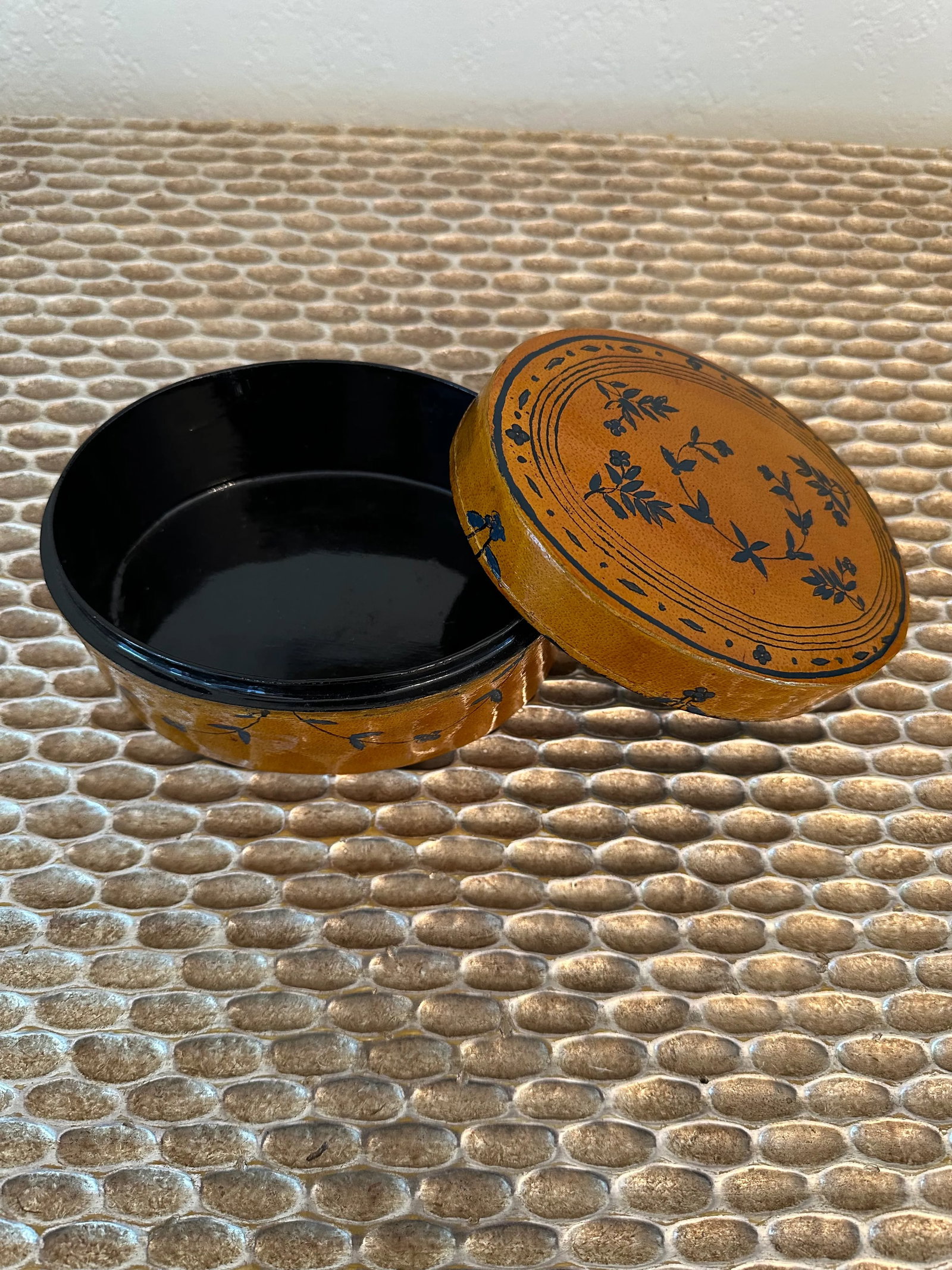 Vintage 1990s Lacquered Nesting Boxes - Set of 4 - 6
