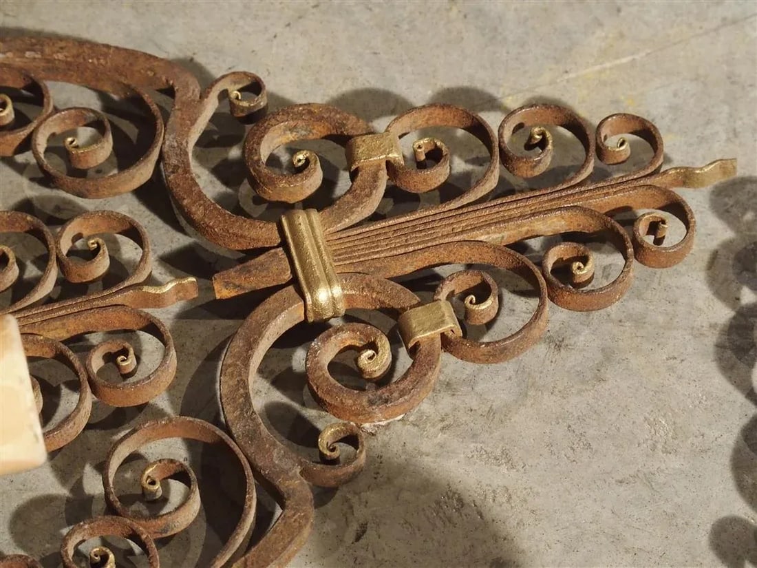 1940s Wrought Iron French Sconces With Gilt Highlights, 1940s - a Pair - 2