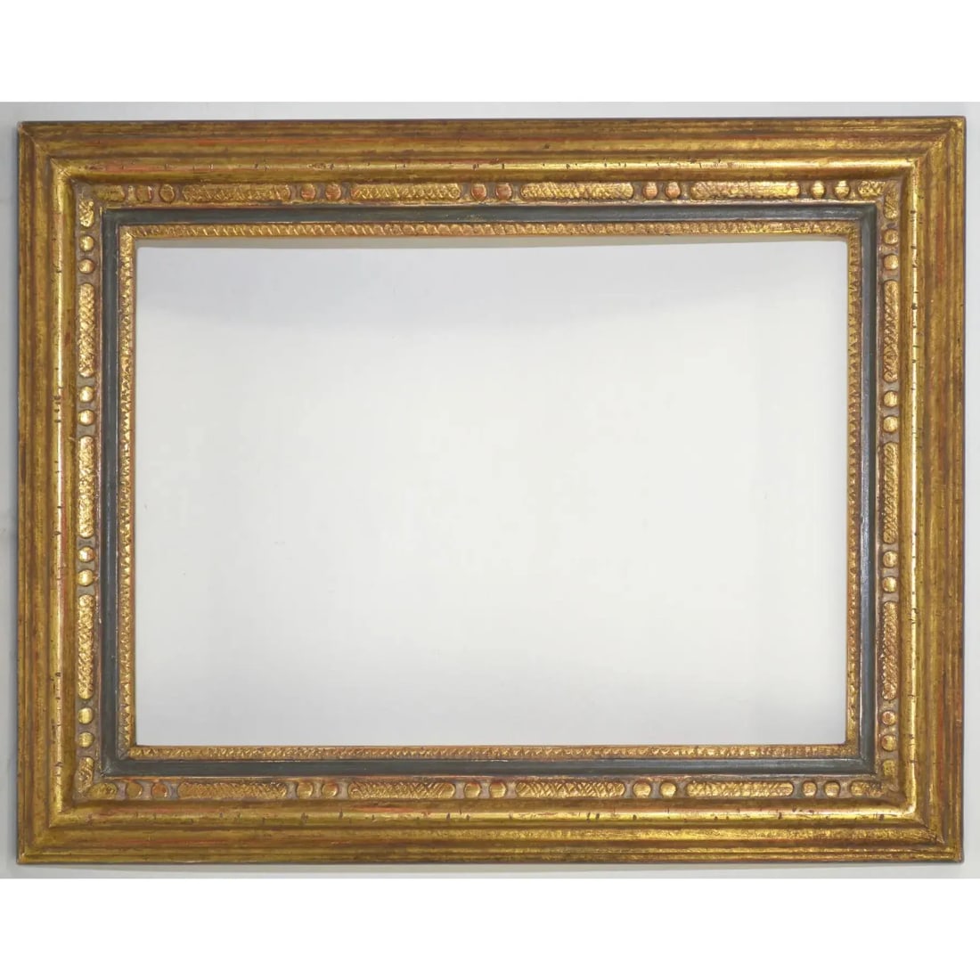 House of Heydenryk Carved & Gilt Painting Frame - 2