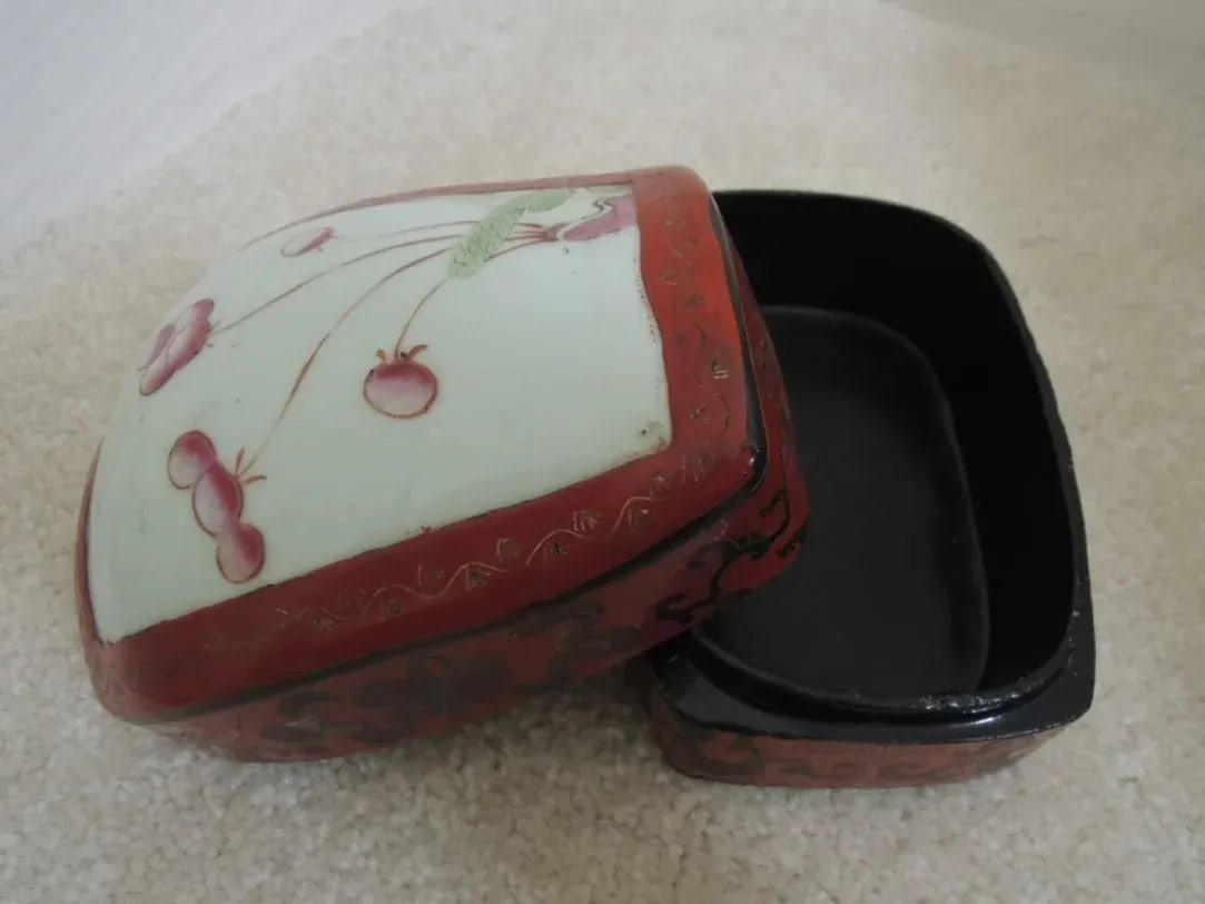 1950s Japanese Lacquer Box Red Jewelry Box - 6