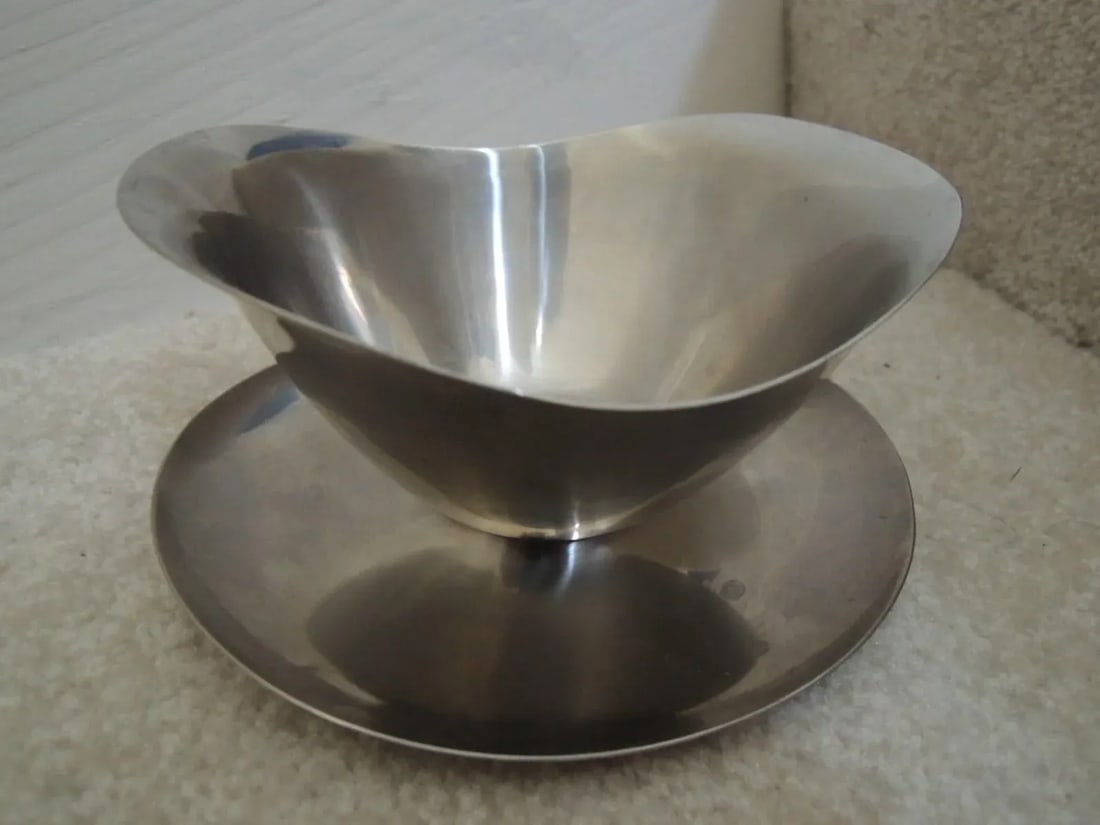 Stainless Steel Gravy Bowl - 7