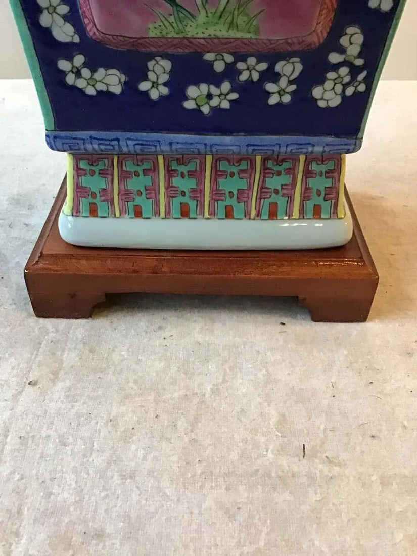 1960s Floral Hand Painted Ceramic Colorful Asian Table Lamp - 2