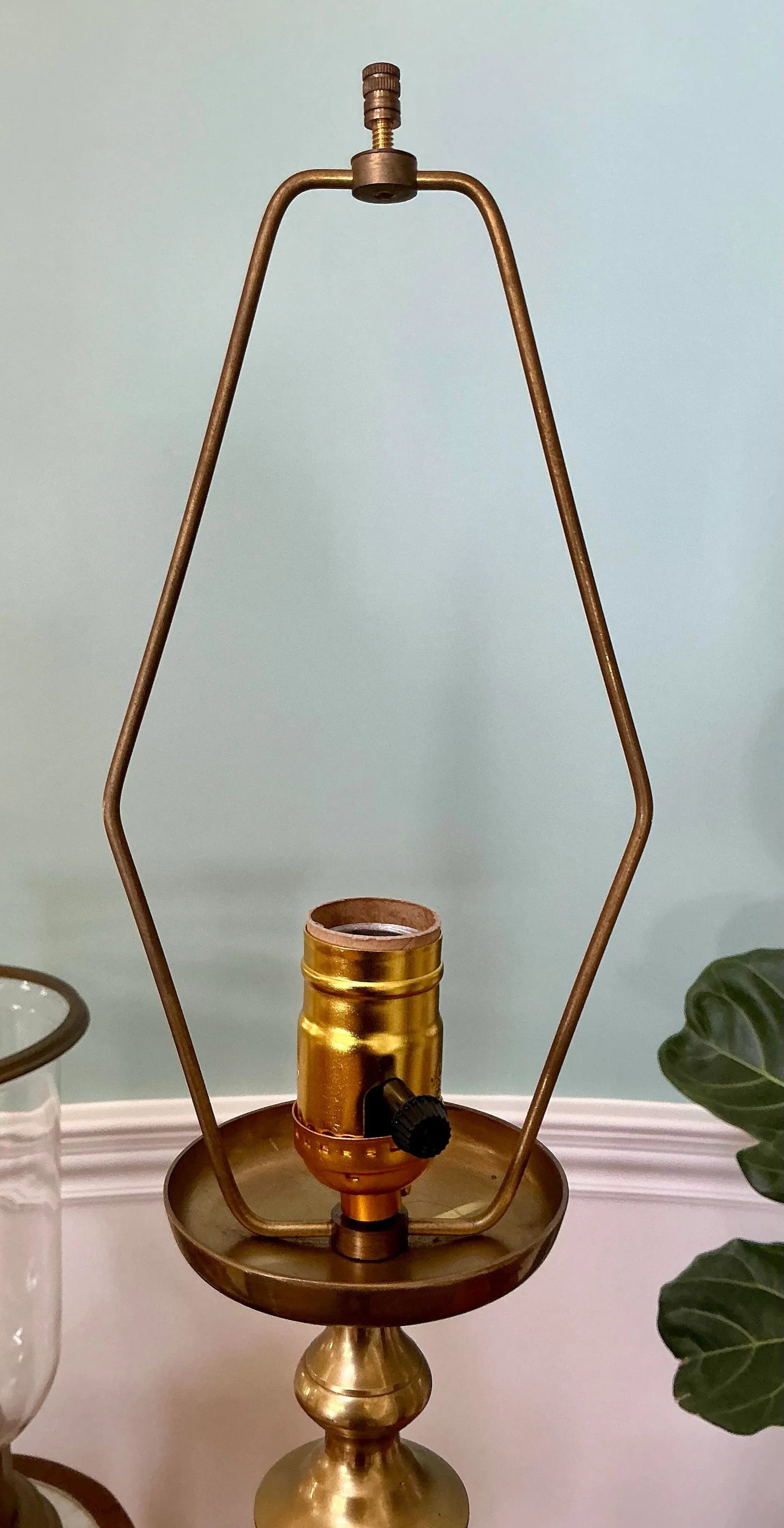 Pair of Japanese Mid-Century Brass Floor Lamps Embossed With Middle Eastern Motifs - 11