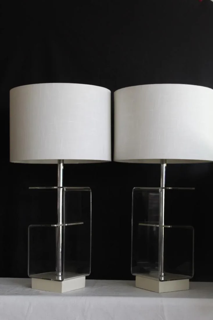 Geometric Clear Lucite Table Lamps - a Pair - 3