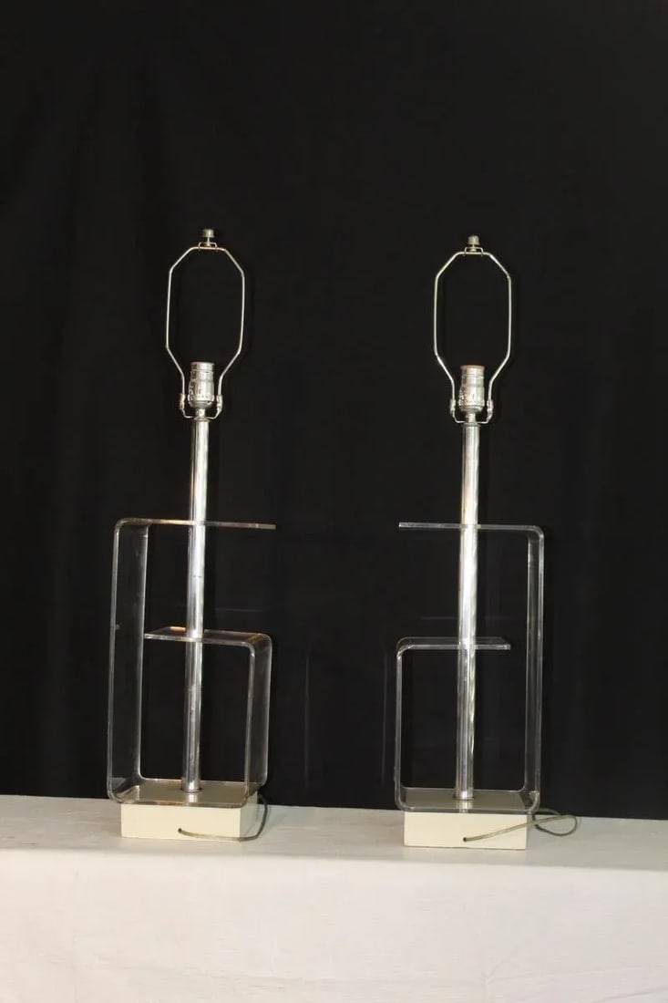 Geometric Clear Lucite Table Lamps - a Pair - 8